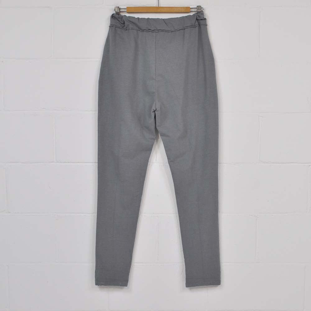 pantalón-jogger-ribete-gris-4452g