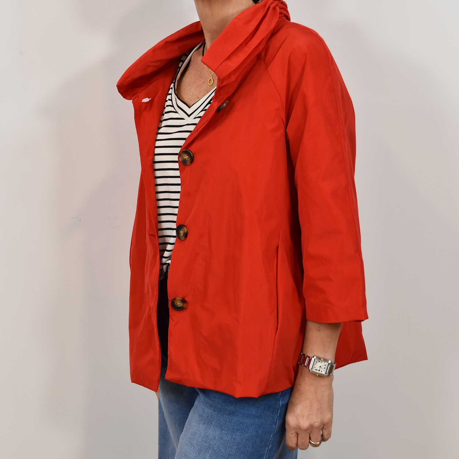 Red outdoor buttons jacket
