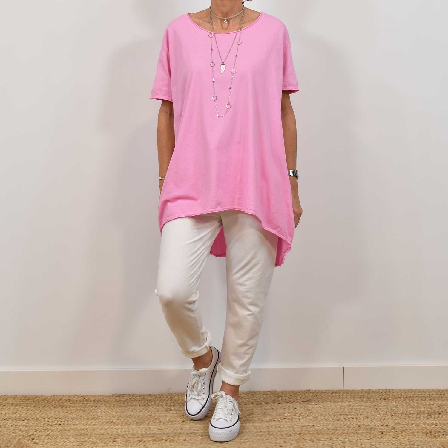 Camiseta asimétrica manga corta rosa
