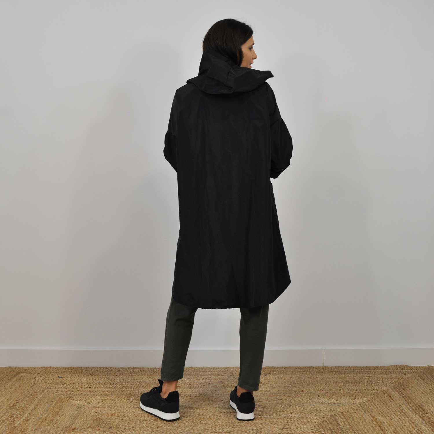 Black long windbreaker jacket