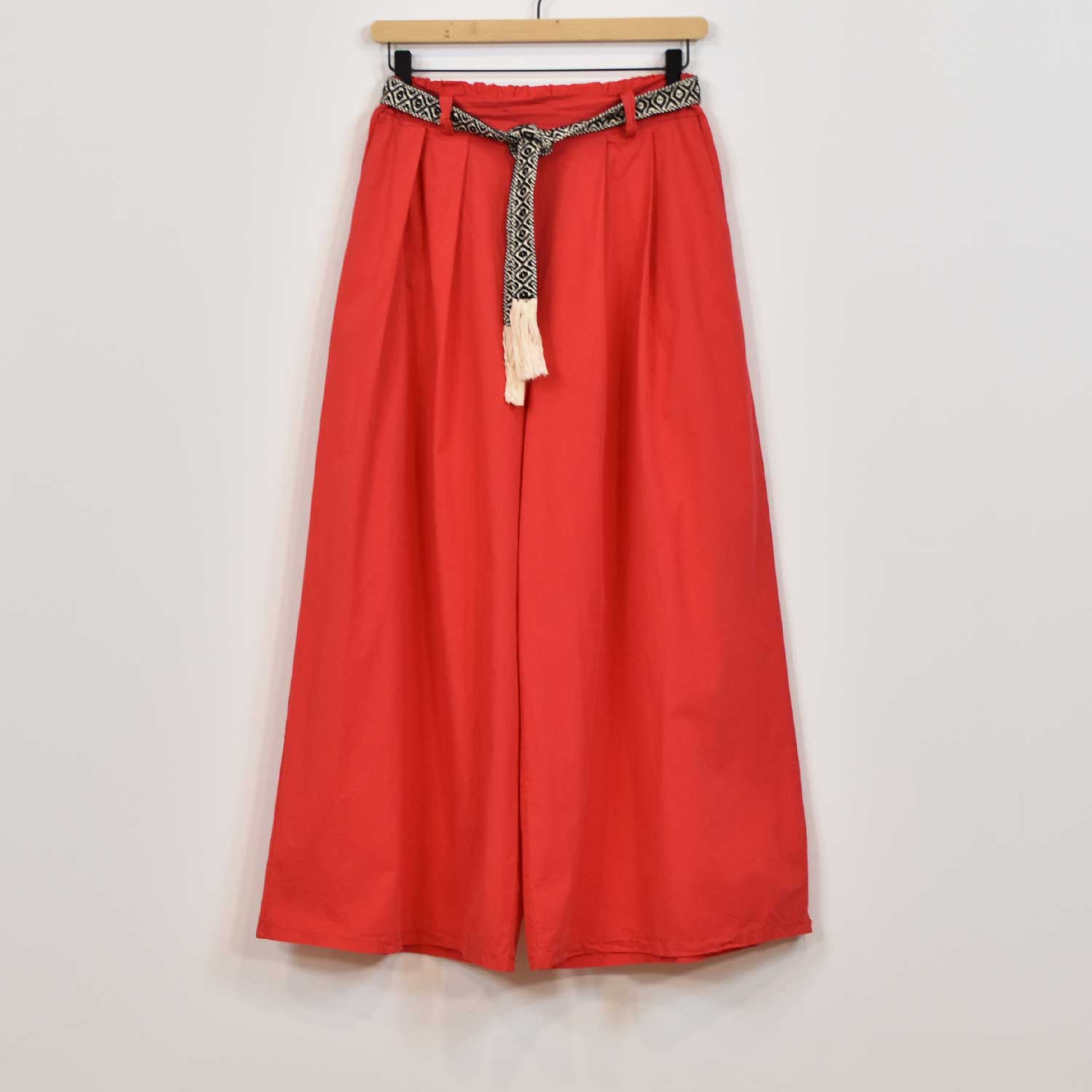 Red palazzo belt pants