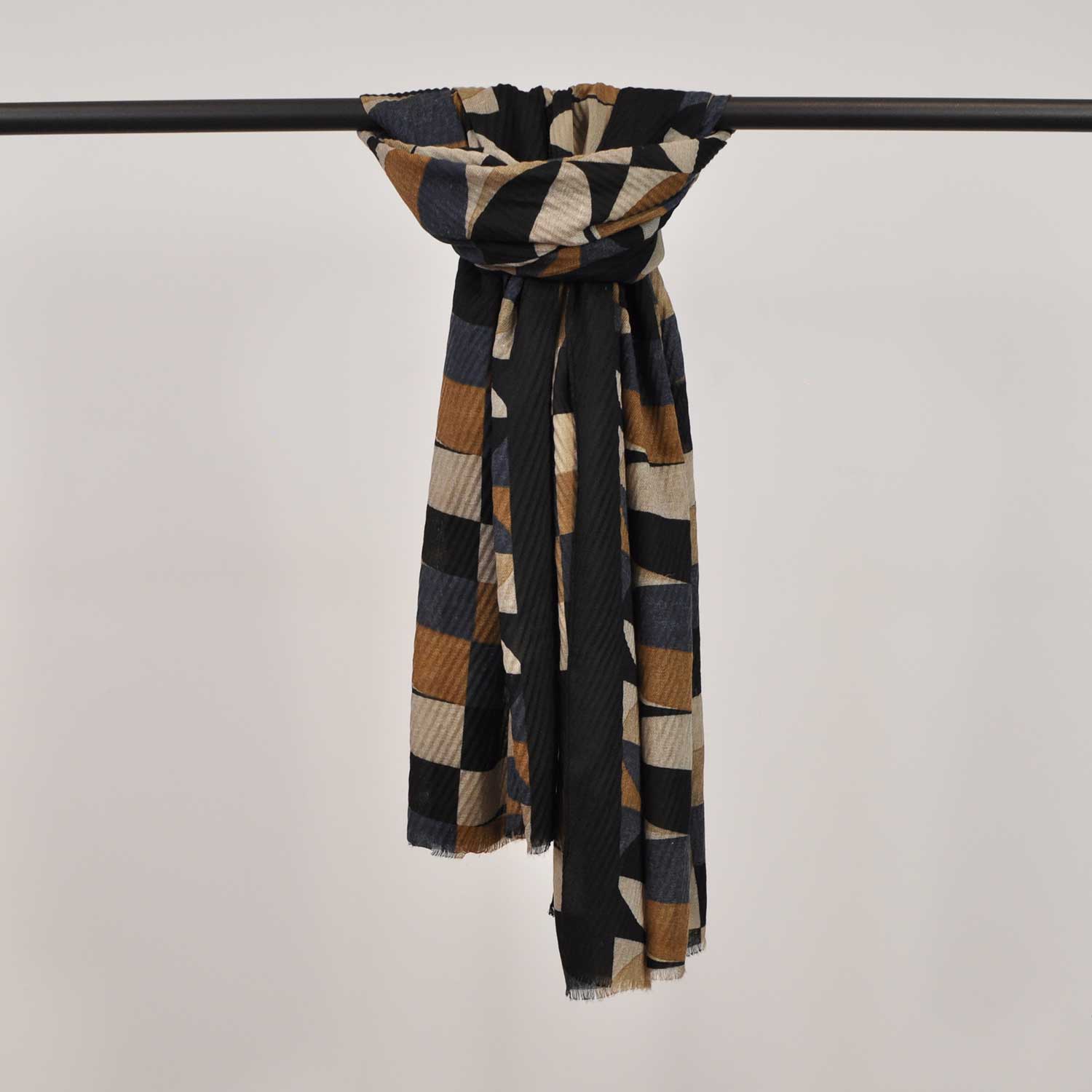 Brown geometric foulard