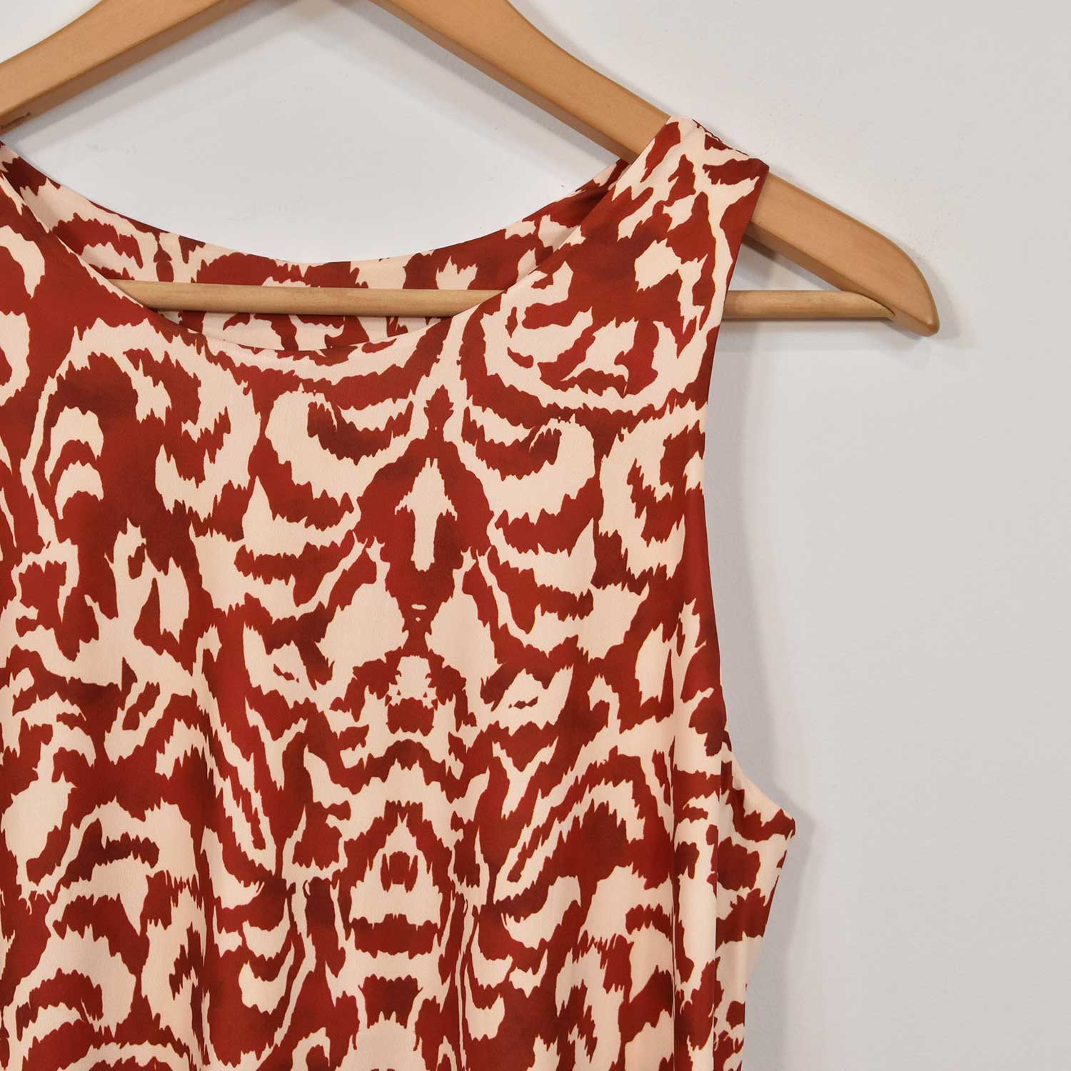 Red evase printed top