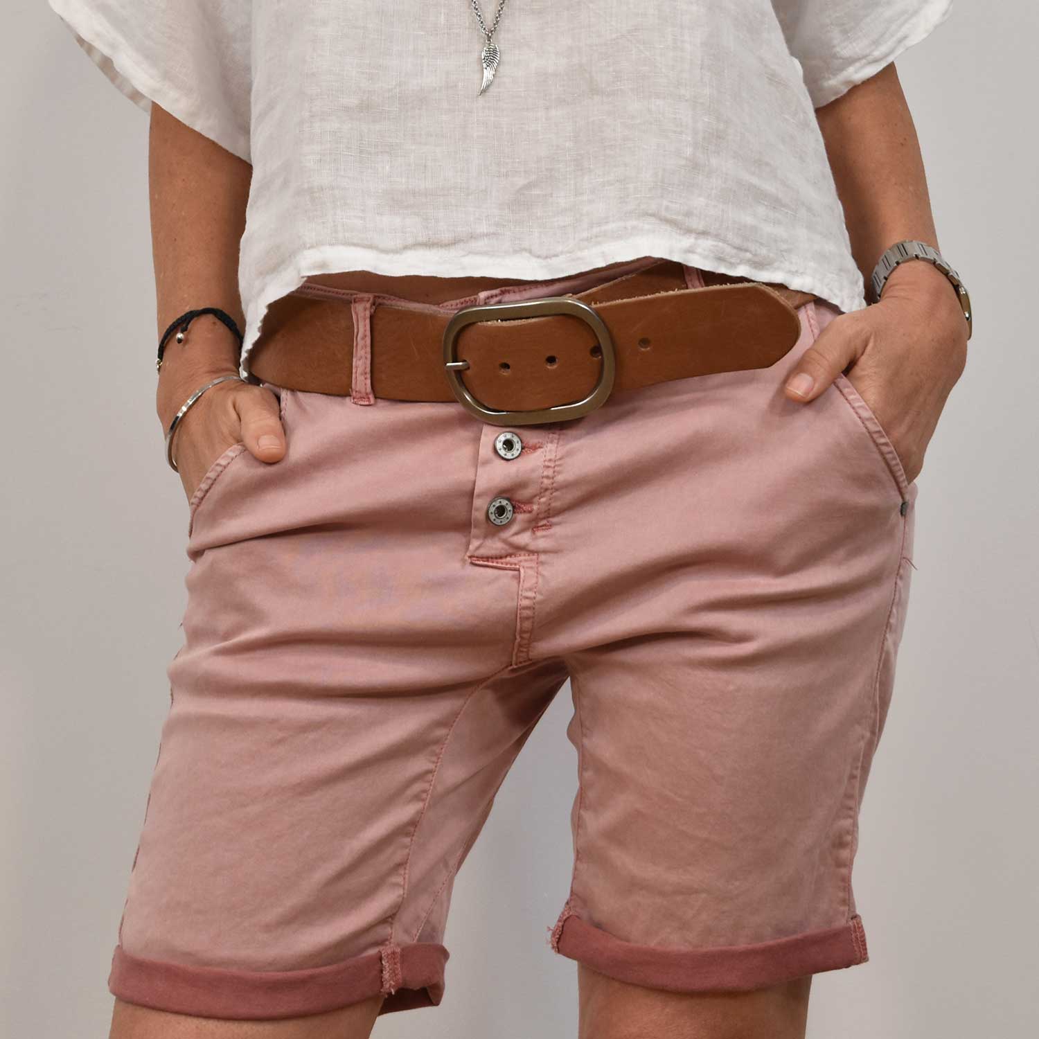 Pink buttons shorts