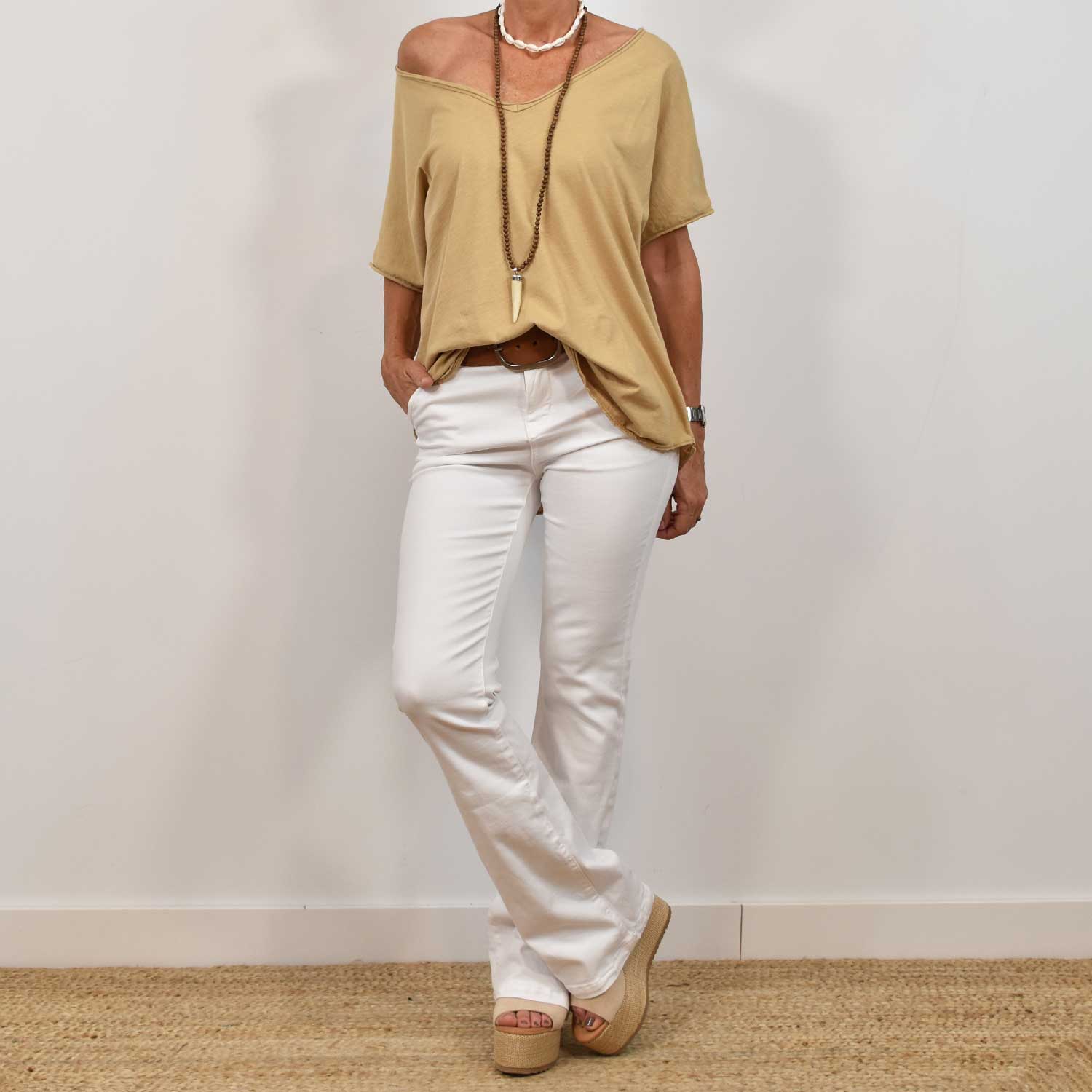 Camel v-neck fringes t-shirt