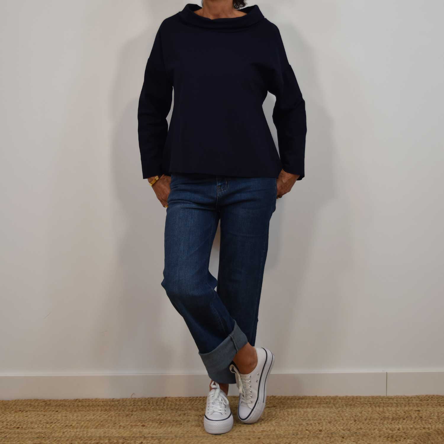 Sweatshirt à col bleu