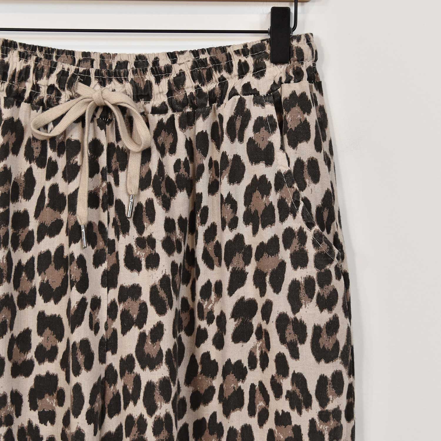 Pantalón lino leopardo