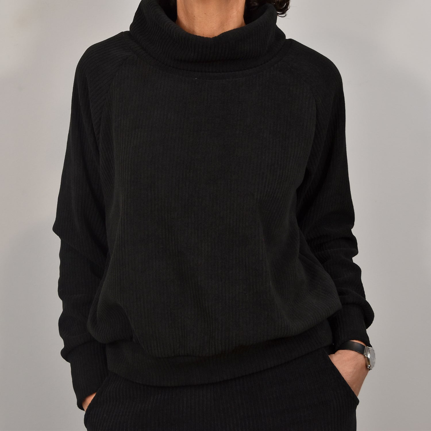 Sweatshirt noir doux