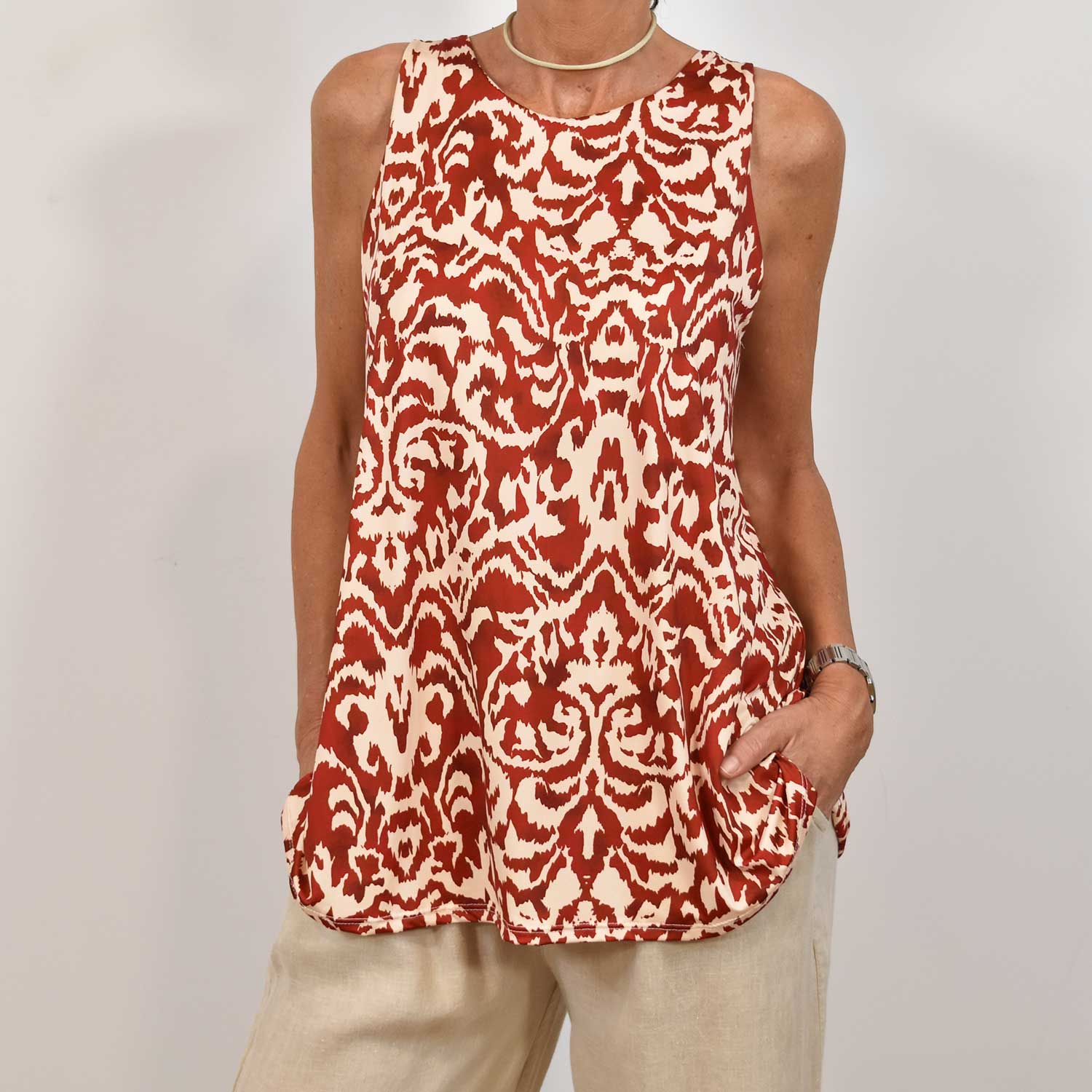 Red evase printed top