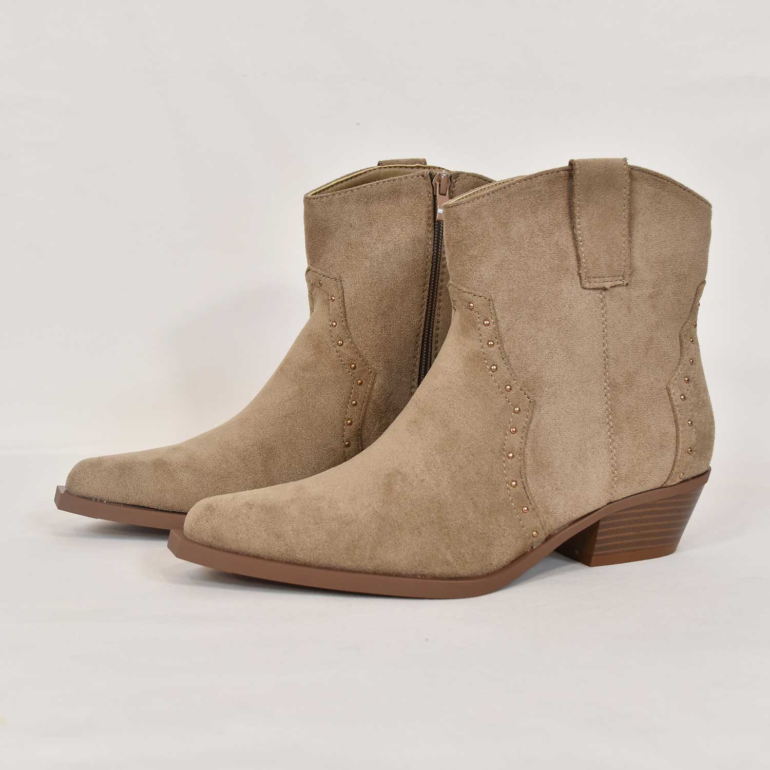 Boots western clous