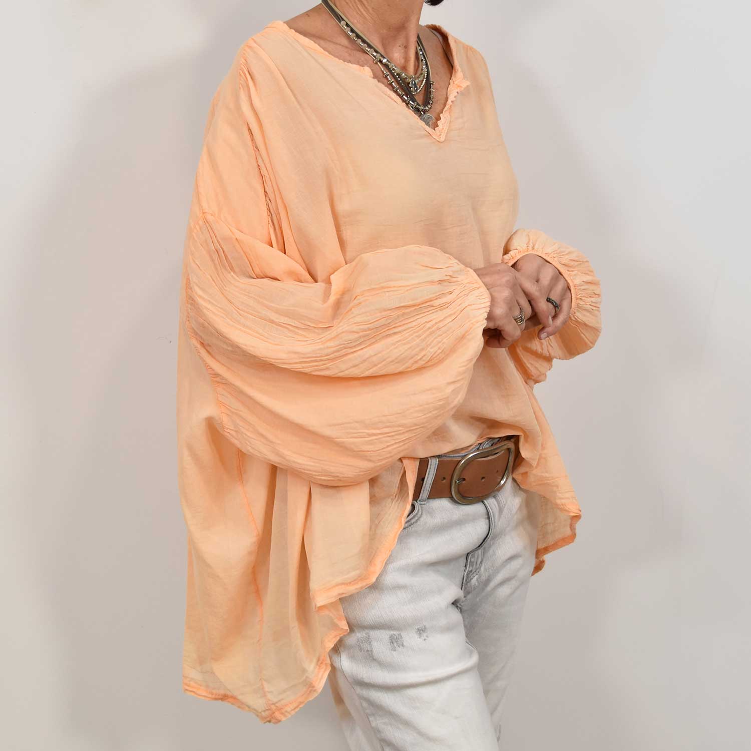 Orange puffed blouse