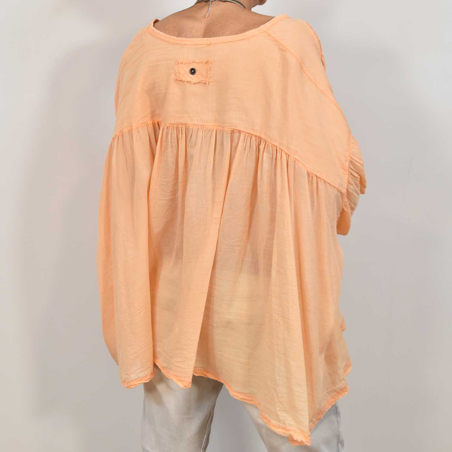 Orange puffed blouse