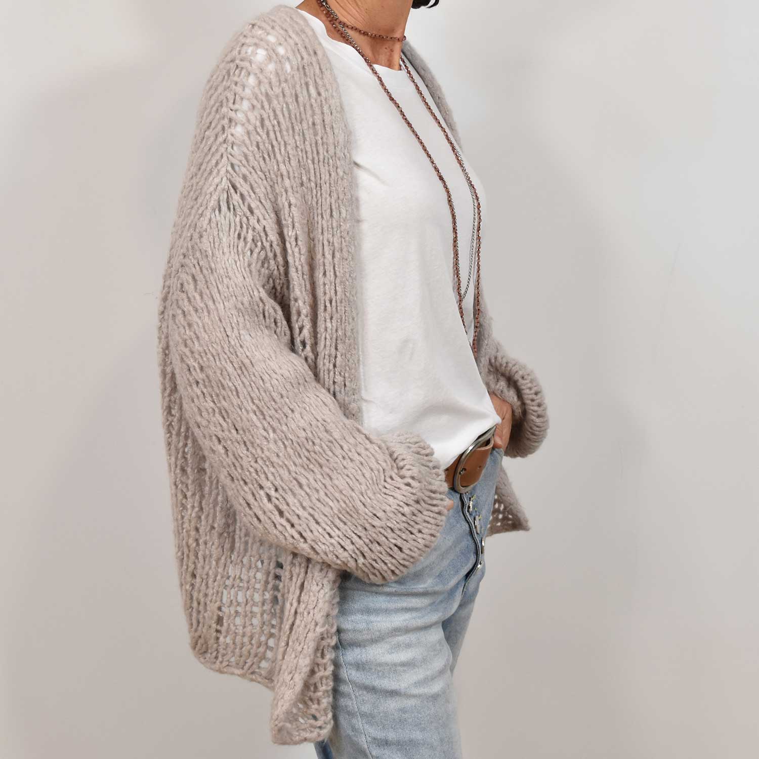 Chaqueta calada beige