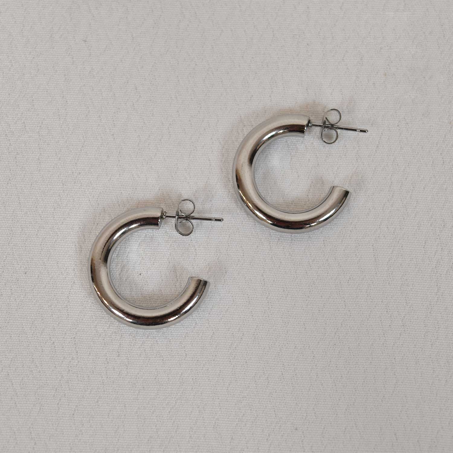 thick hoop earrings
