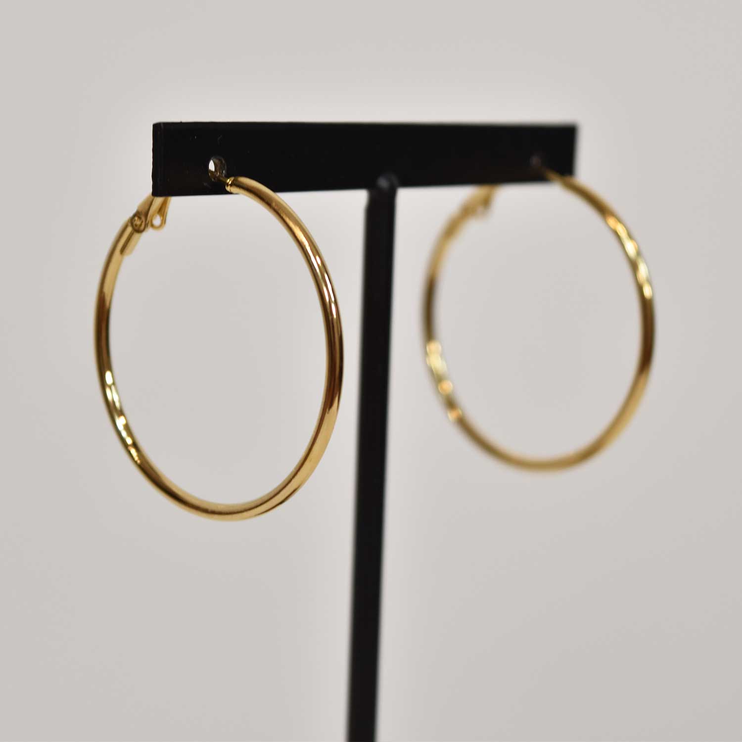 Gold thin hoop earrings