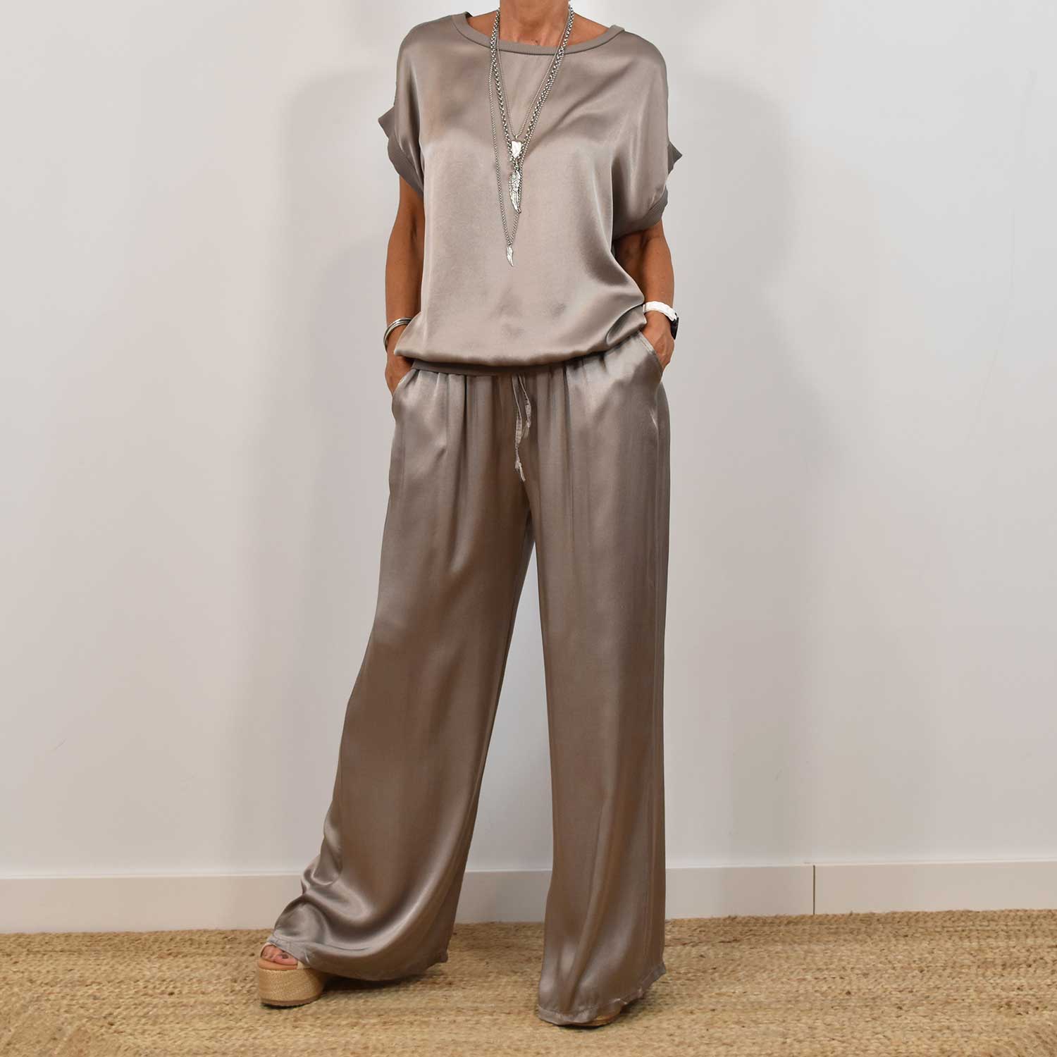 Pantalon satin taupe