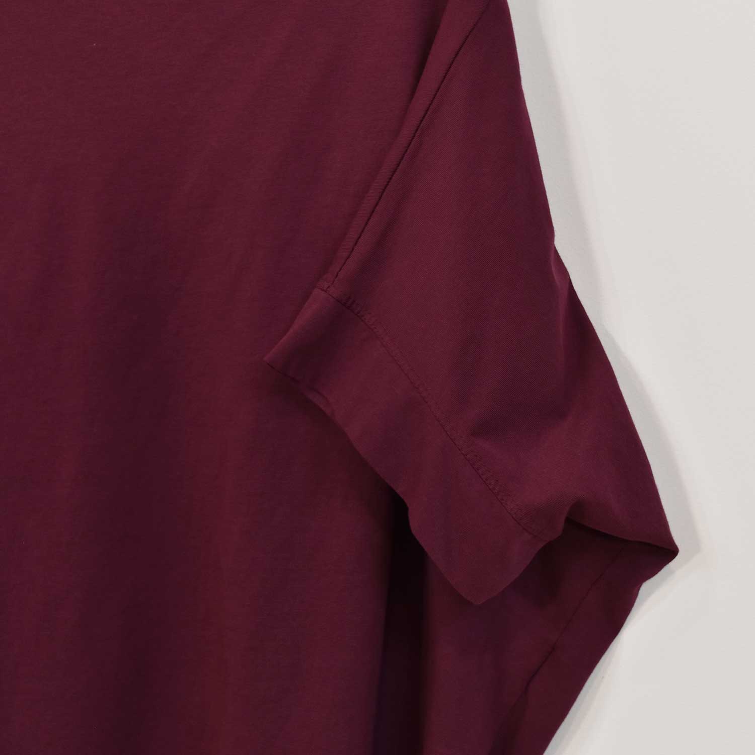 burgundy oversize Boat T-Shirt.