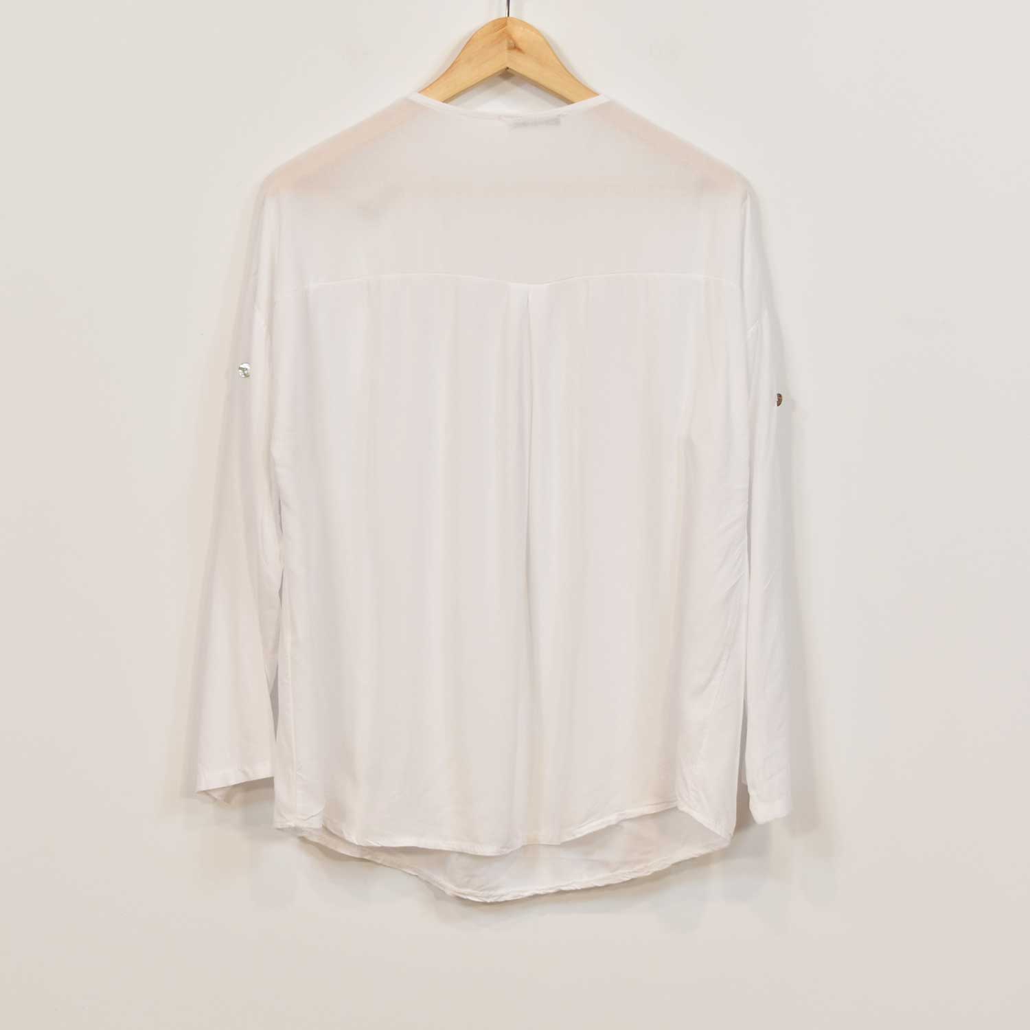 Blusa pico blanca