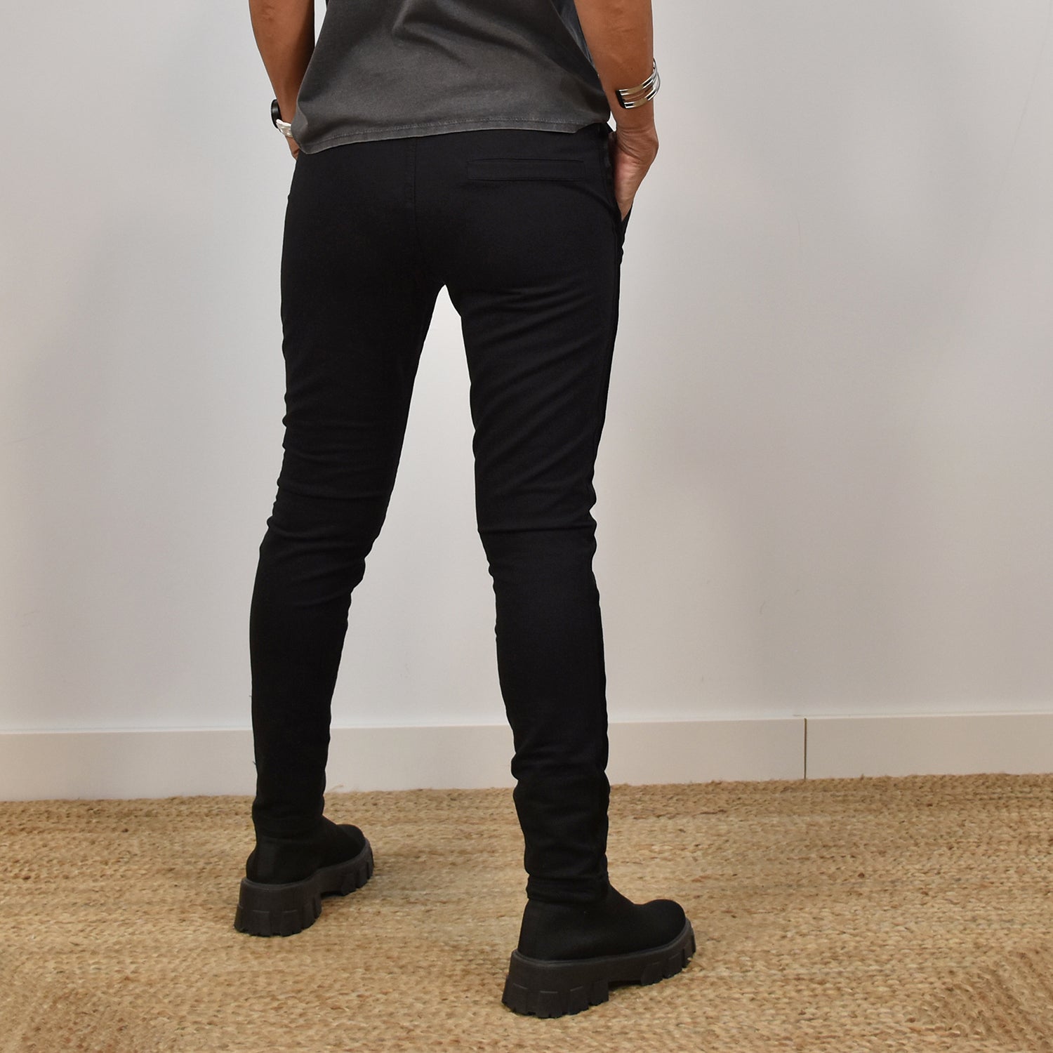 Black satin detail jogger pants 