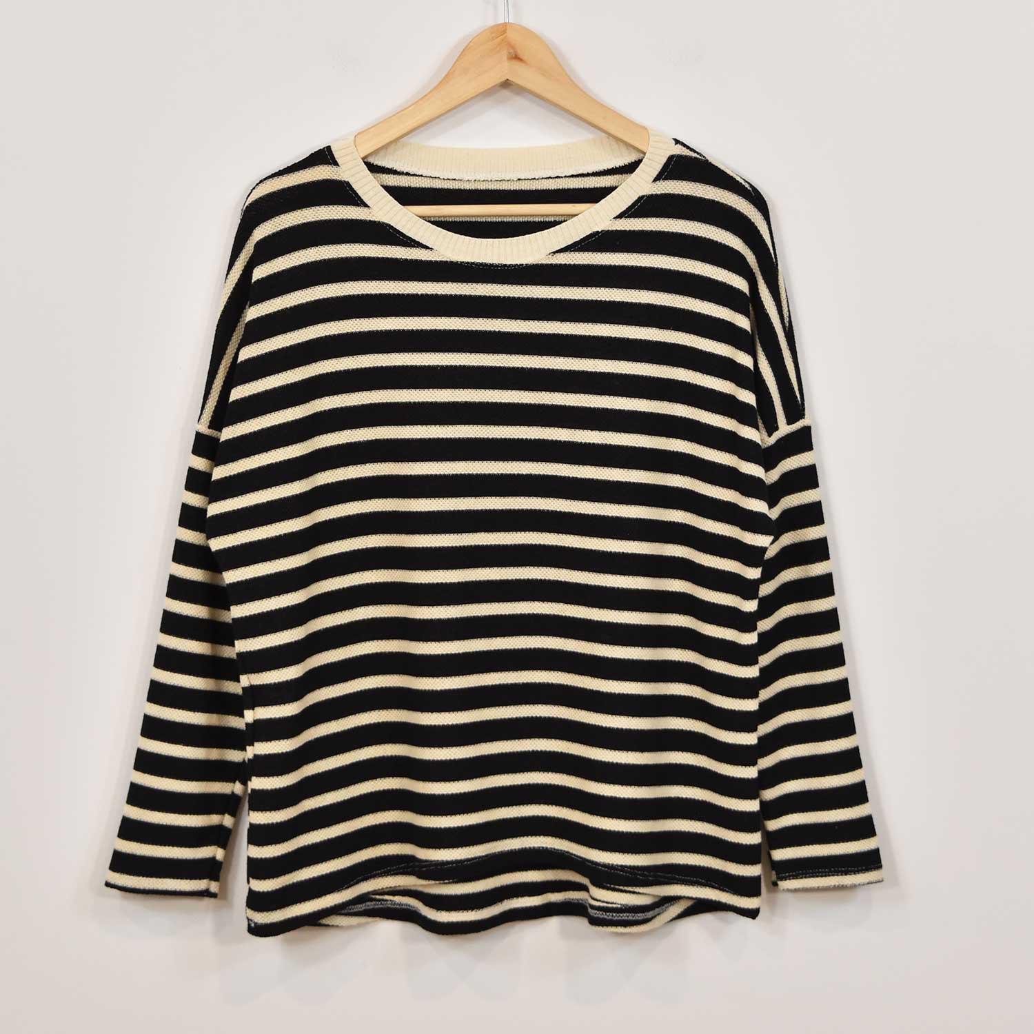 Black stripped sweater