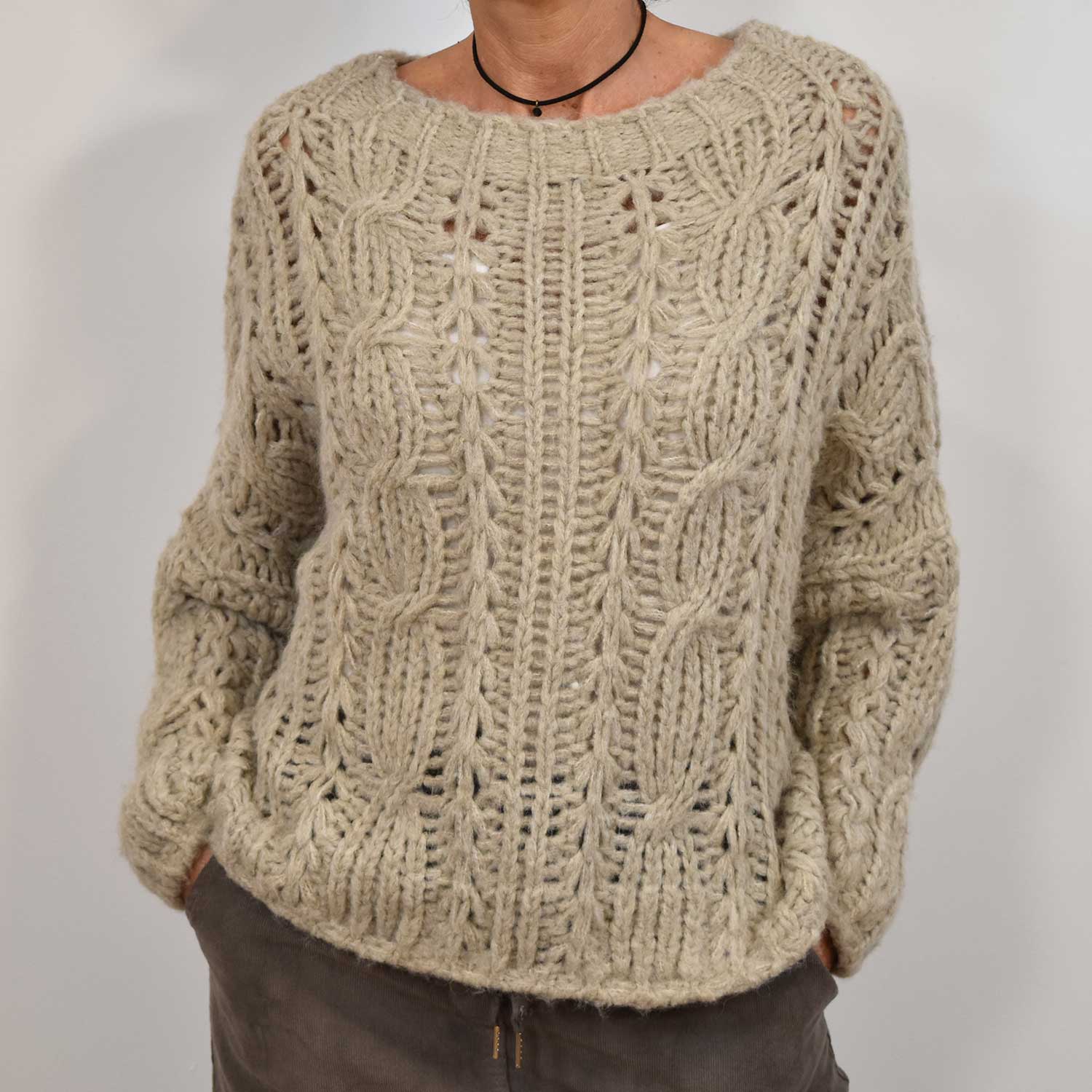 Pull tricoté huit taupe