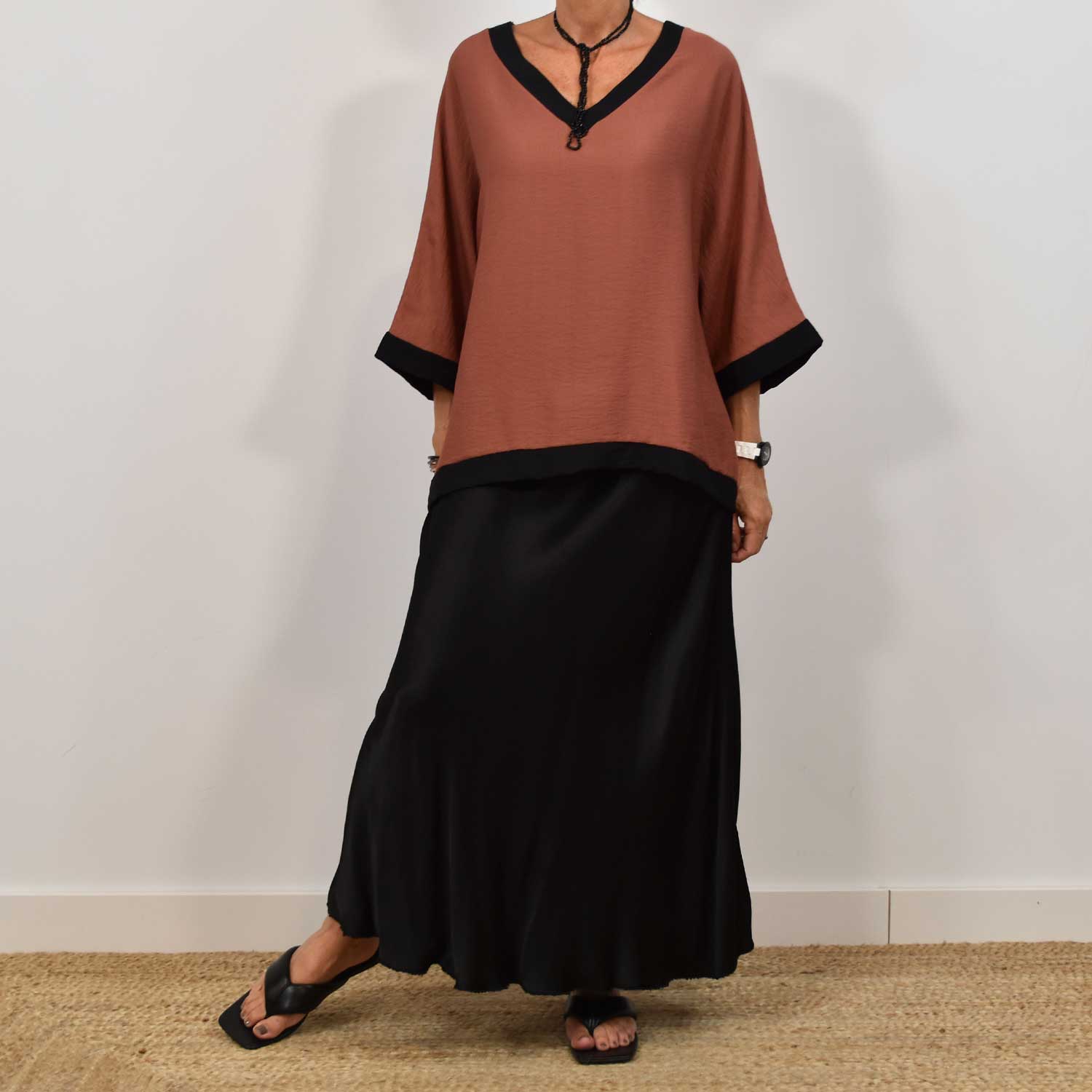 Blusa bicolor marsala