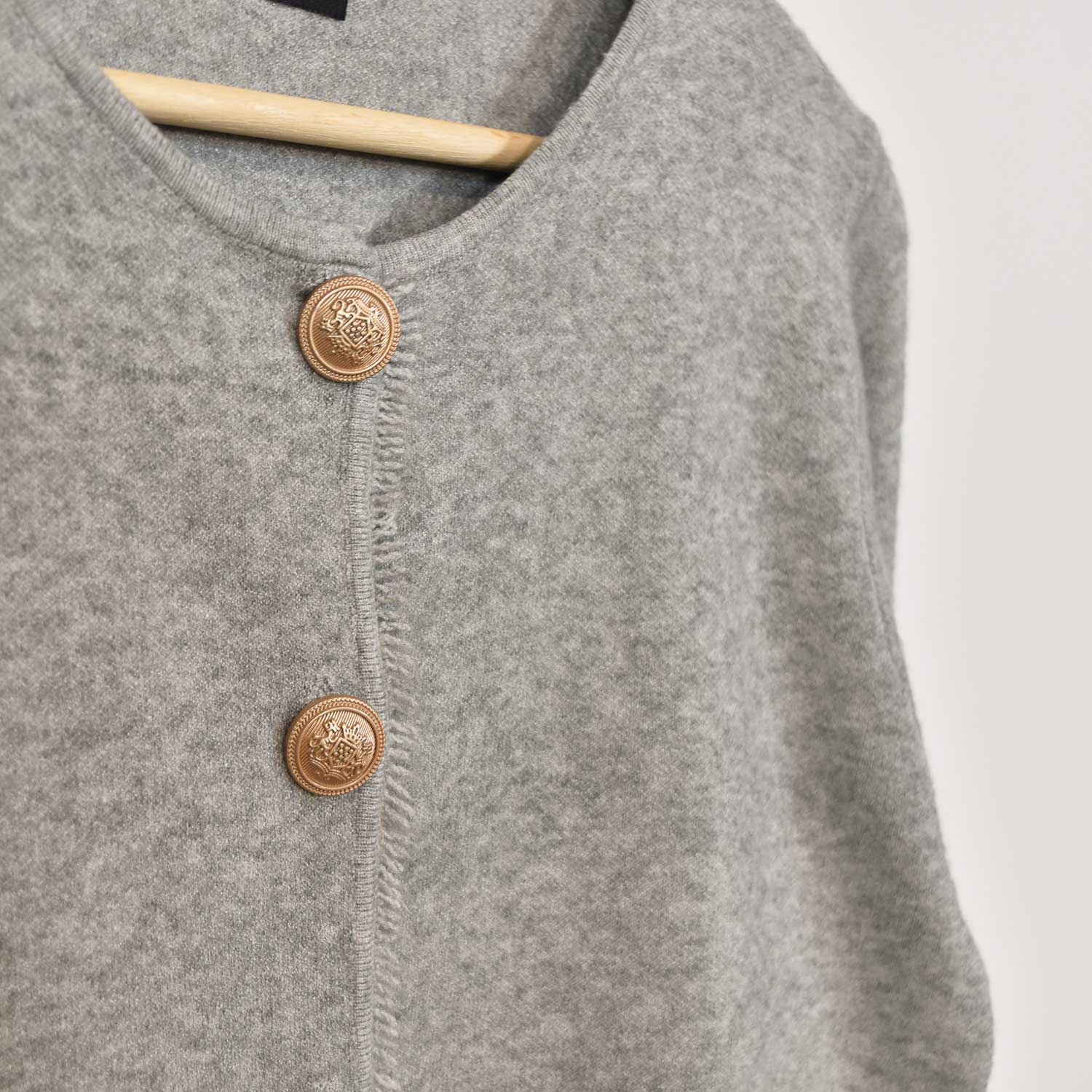 Chaqueta botones gris