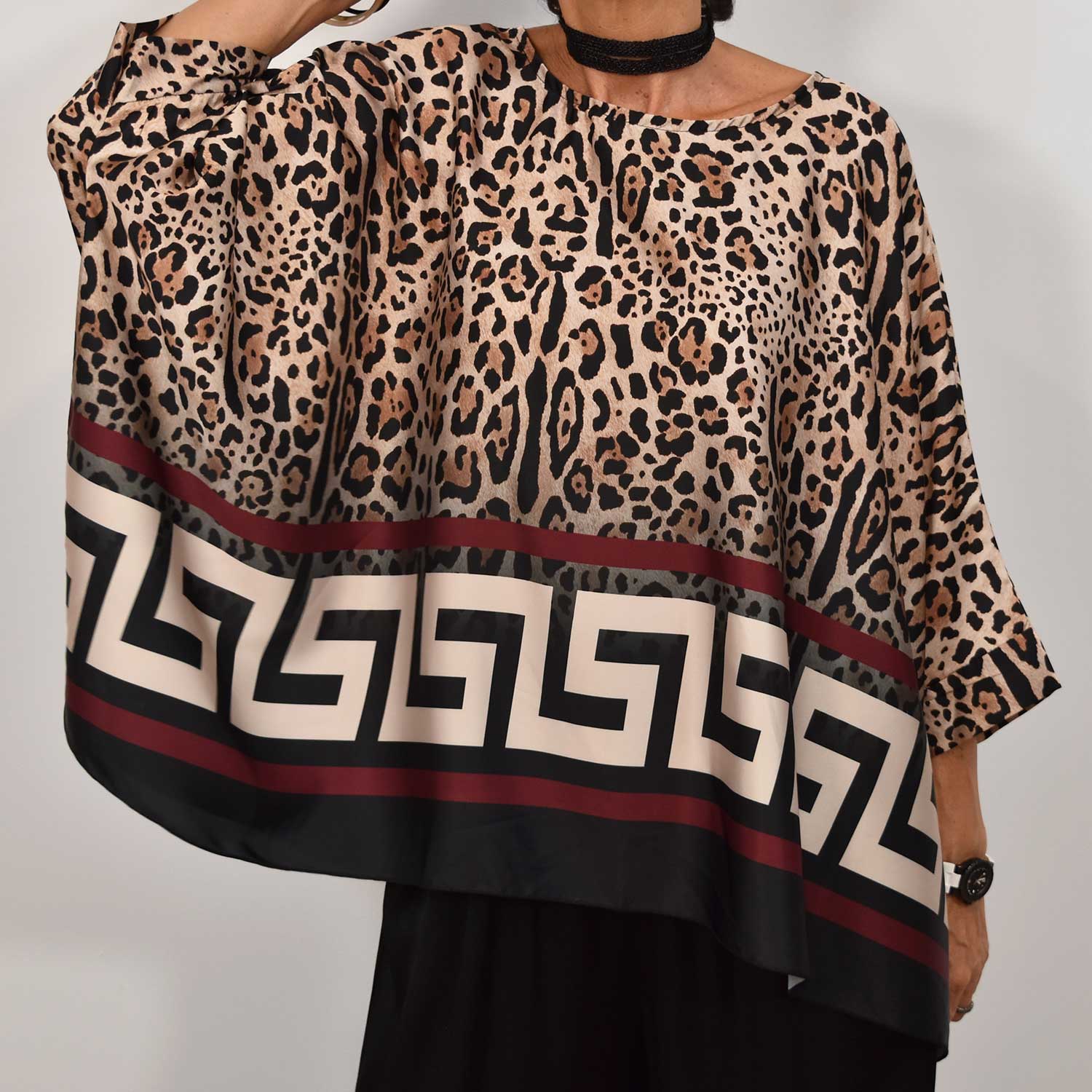 Blusa leopardo granate