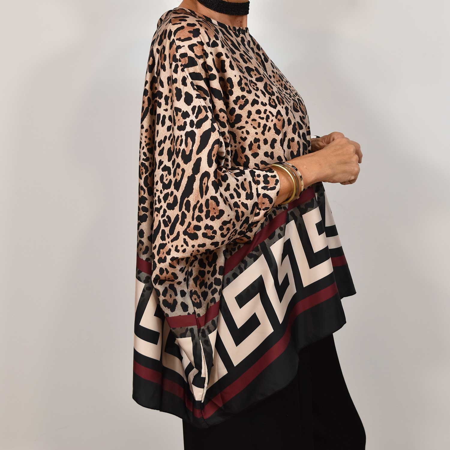 Blusa leopardo granate