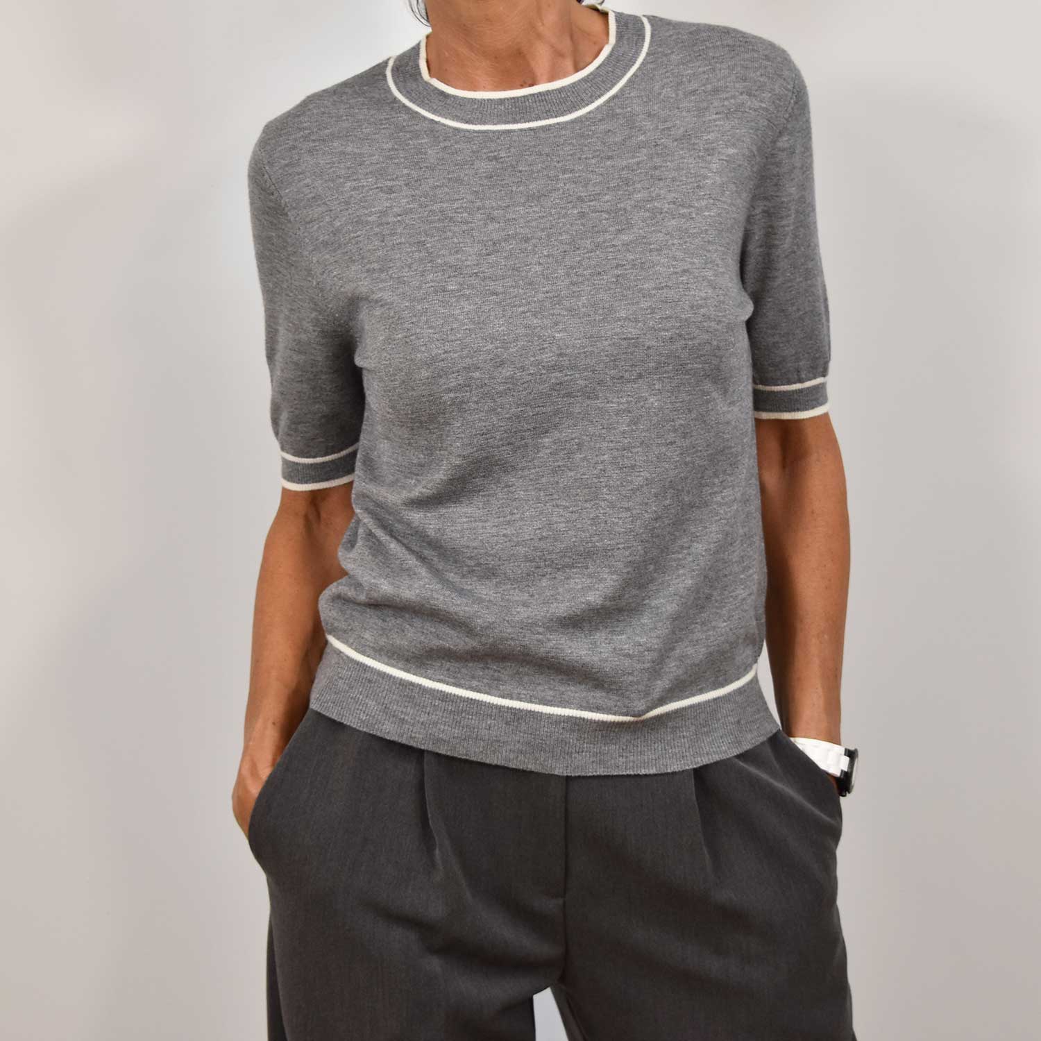 Grey ribbed short sleeve sweater