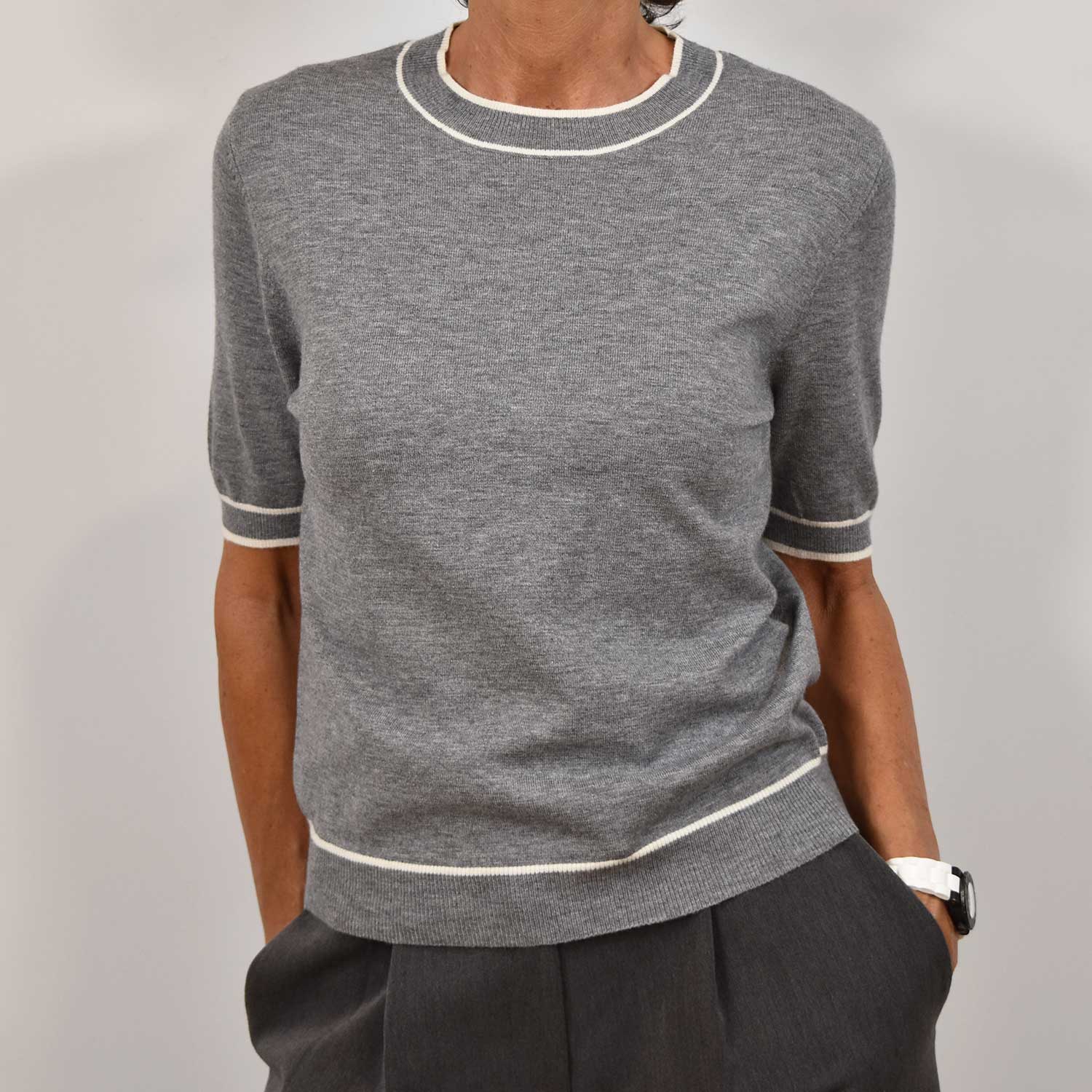 Grey ribbed short sleeve sweater