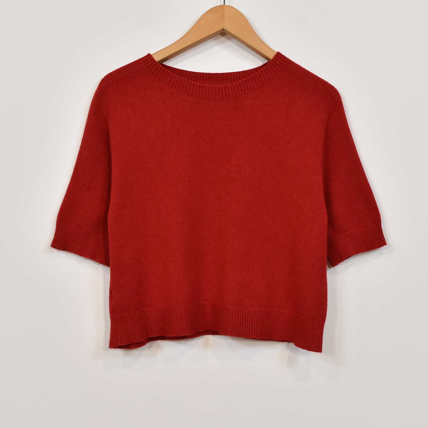 Pull manches courtes rouge