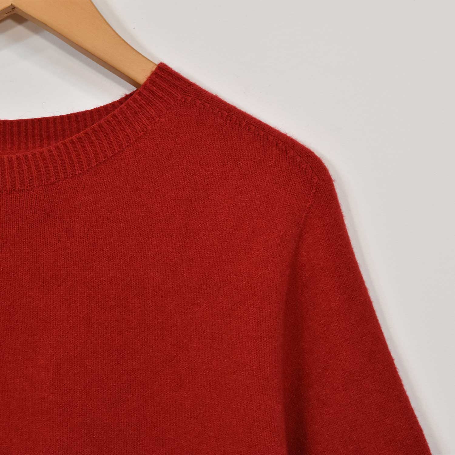 Red short sleeve sweater