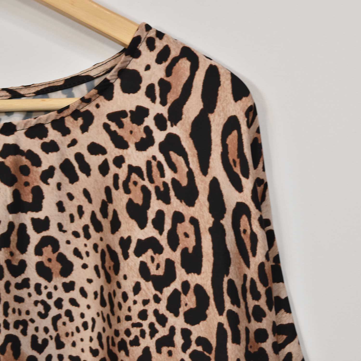 Blusa leopardo granate