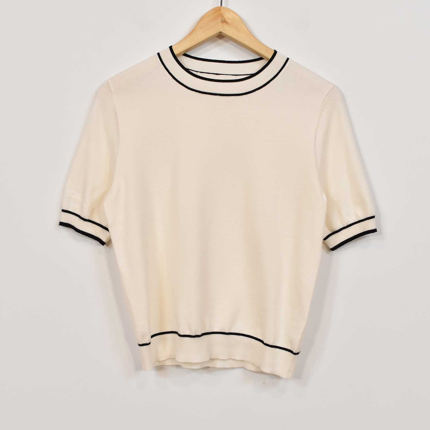 Beige ribbed short sleeve sweater