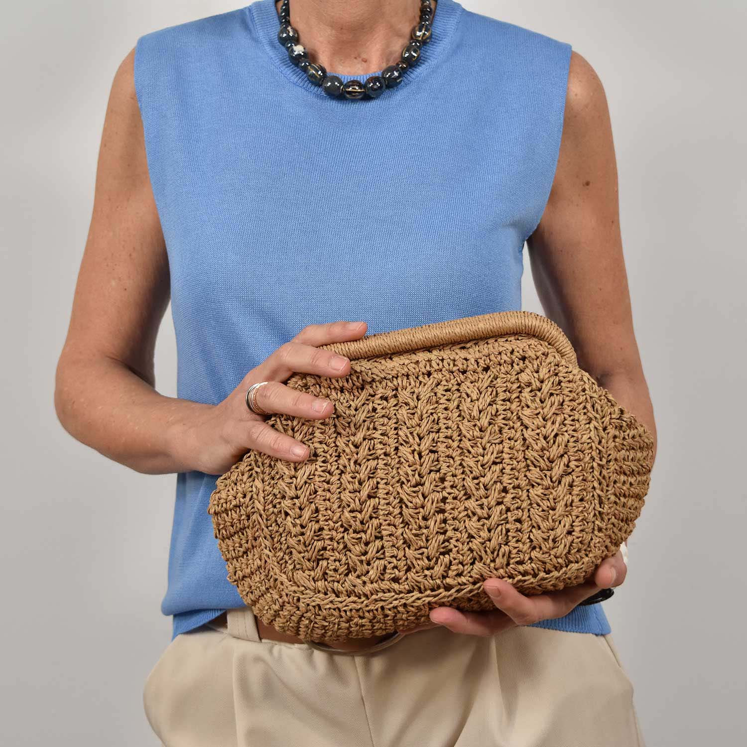 Sac clutch en raphia – The Amisy Company
