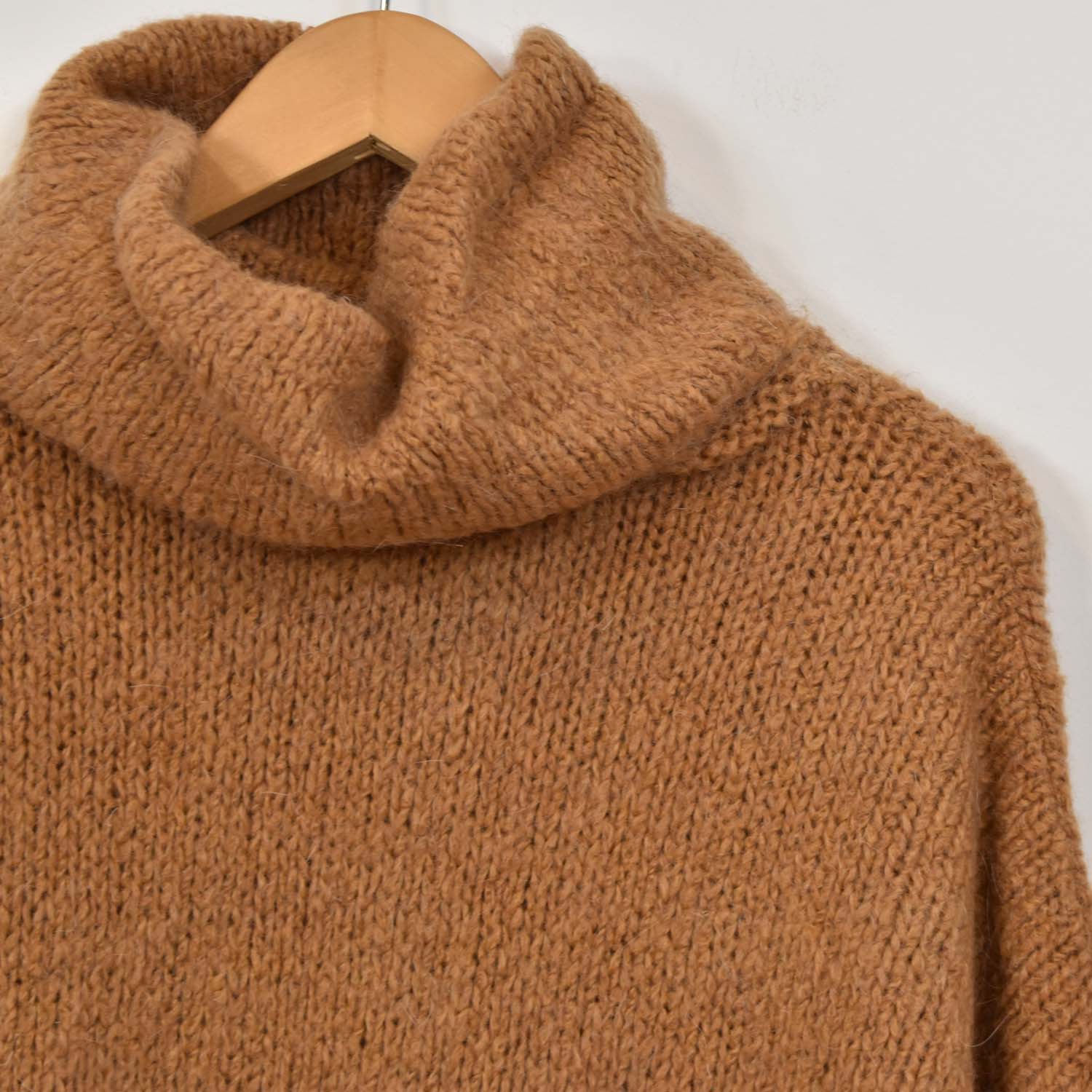 Jersey poncho camel