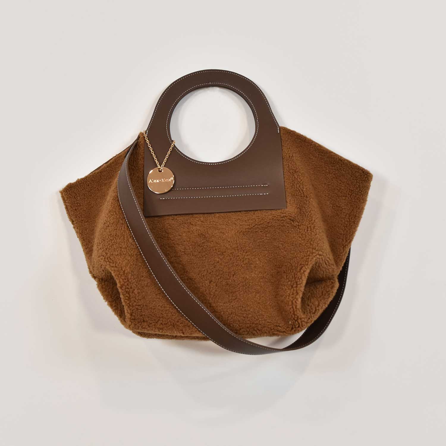 sac en peau de mouton marron