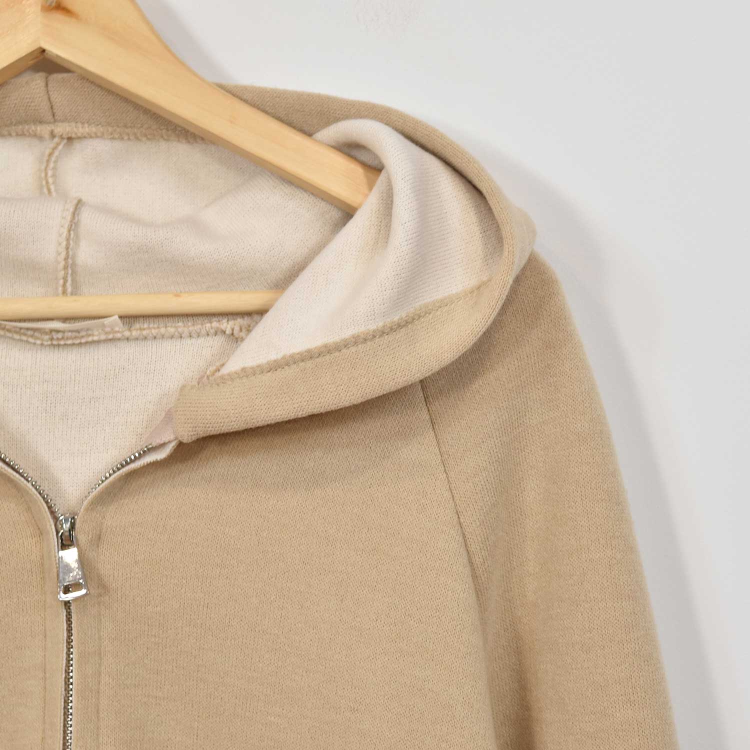 Beige zipper hooded jacket