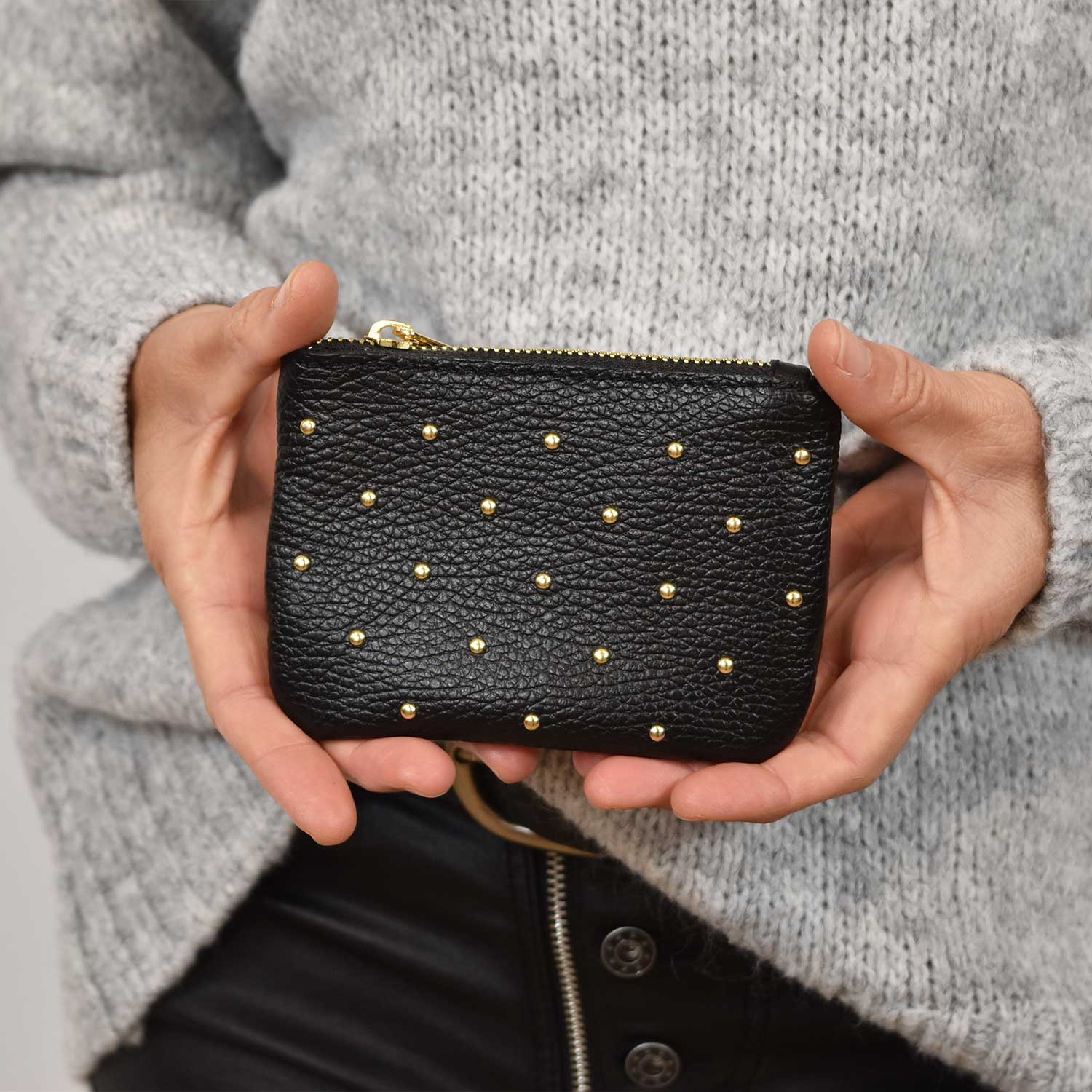 Black studs zipper purse