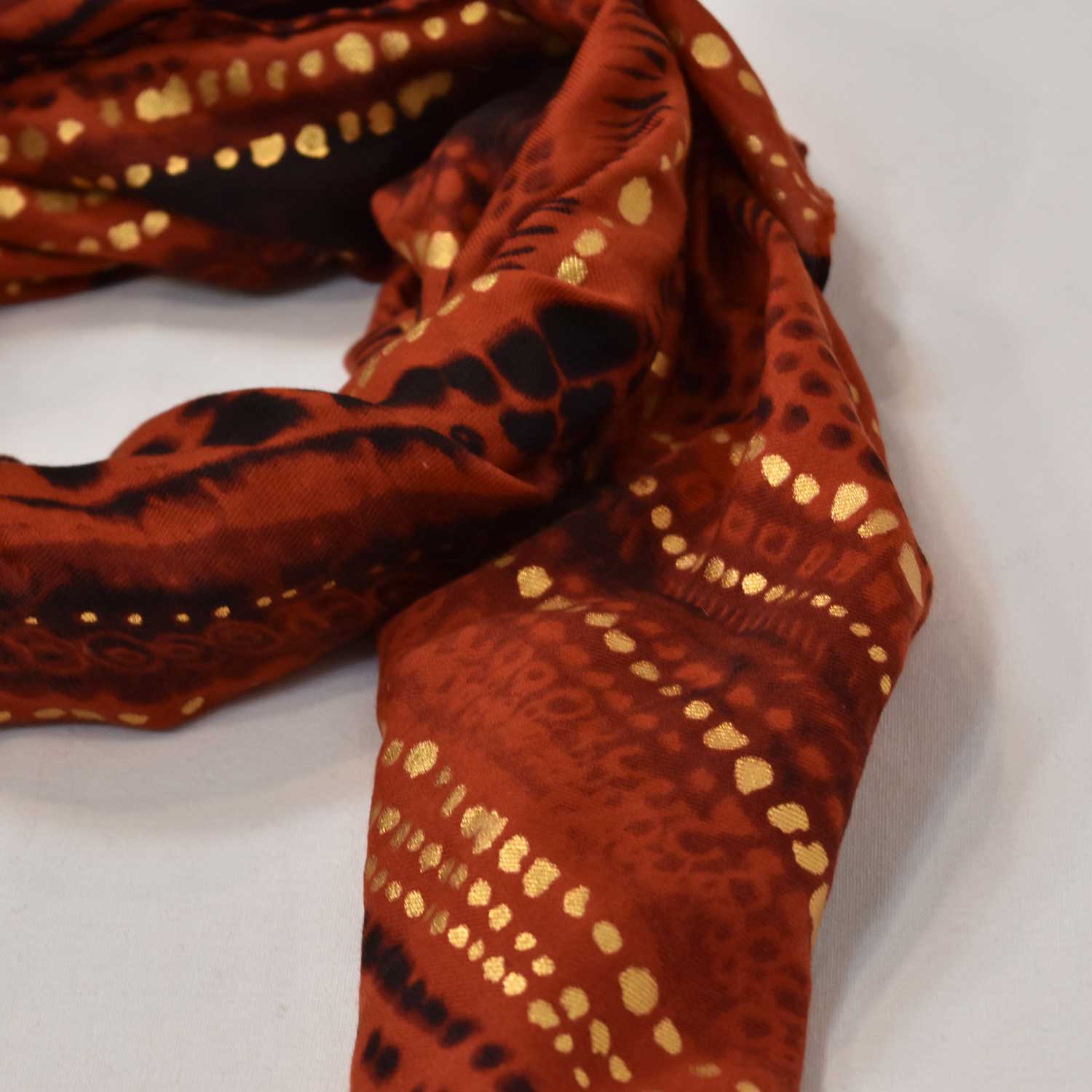 Red glitter printed scarf