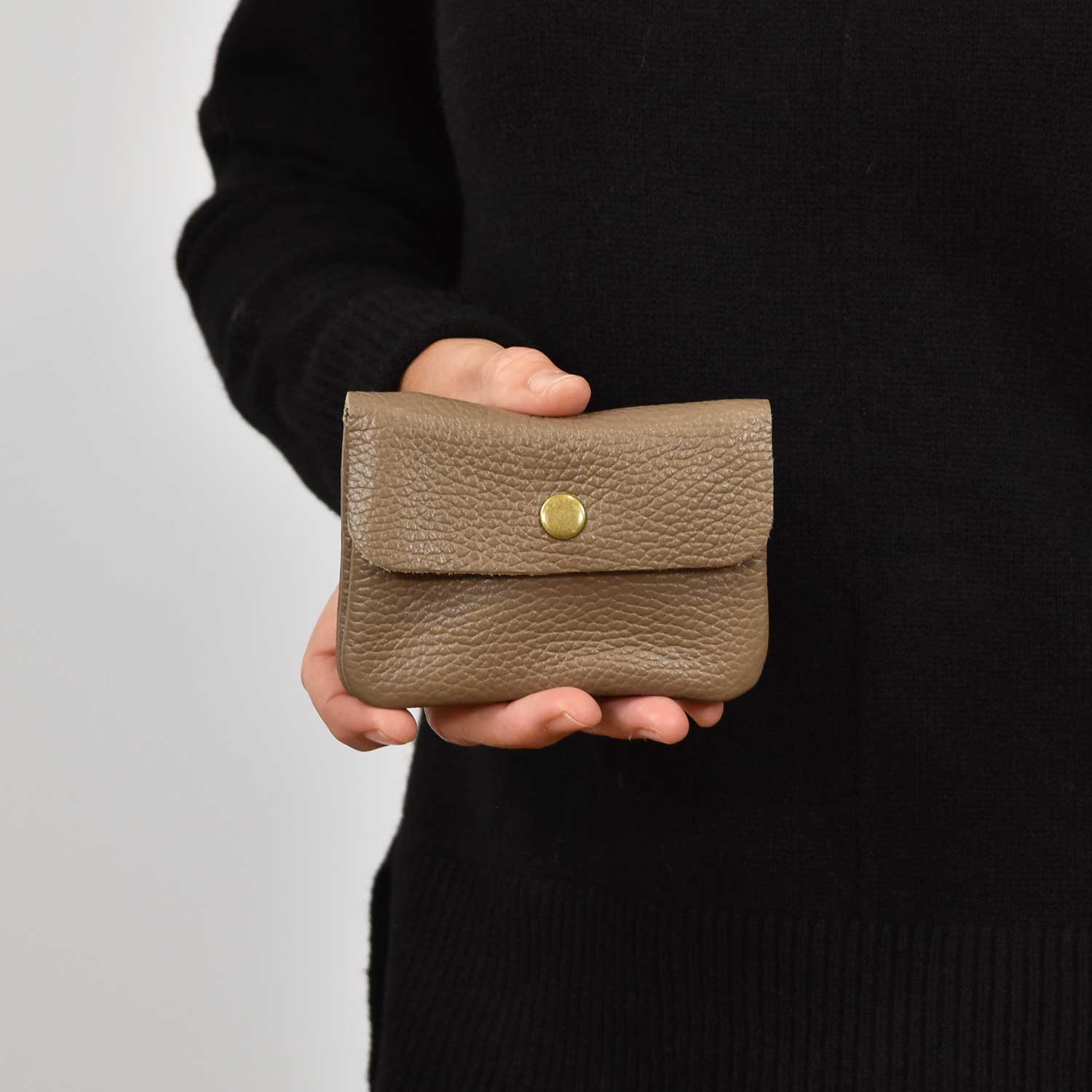 Taupe leather purse