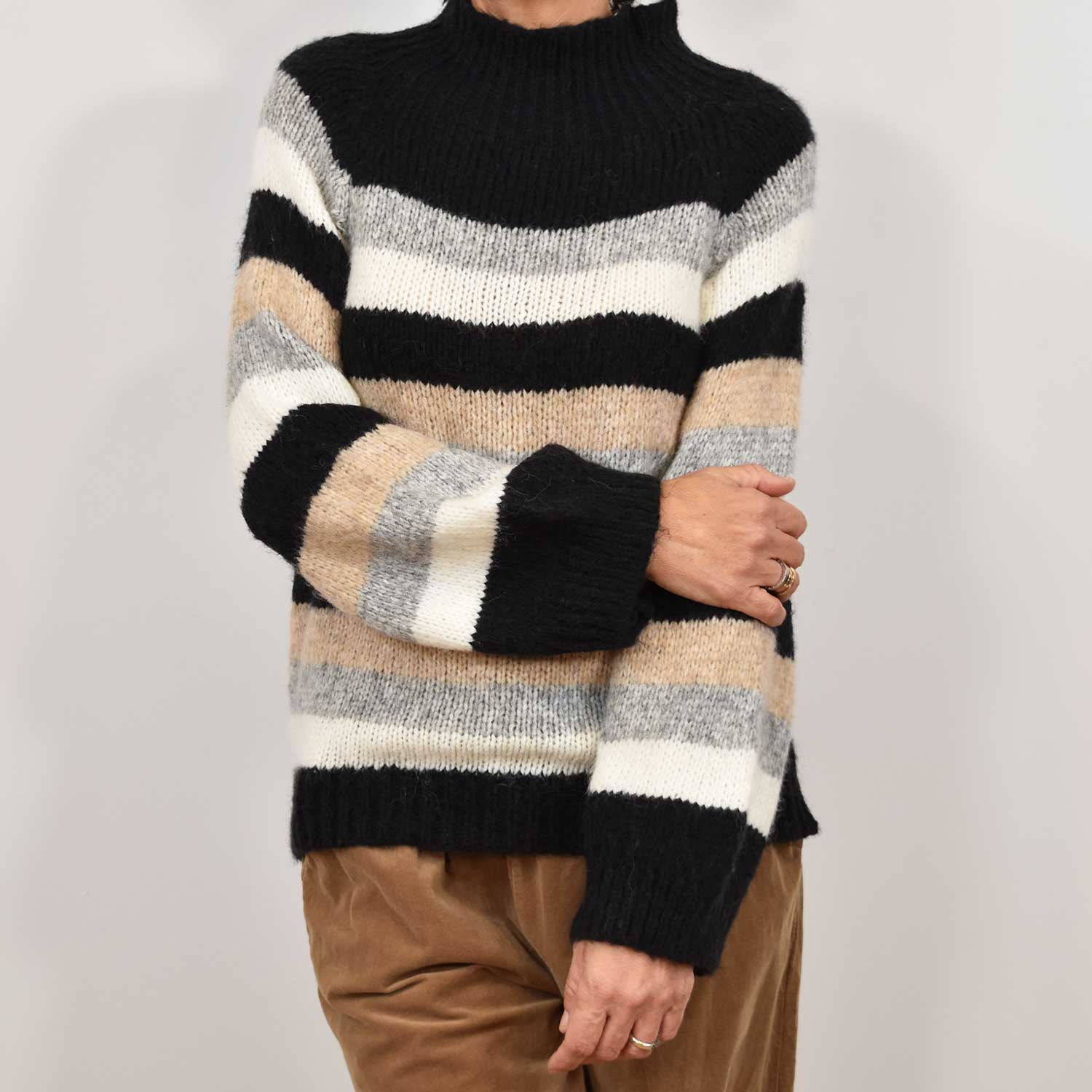 Black stripes halter sweater