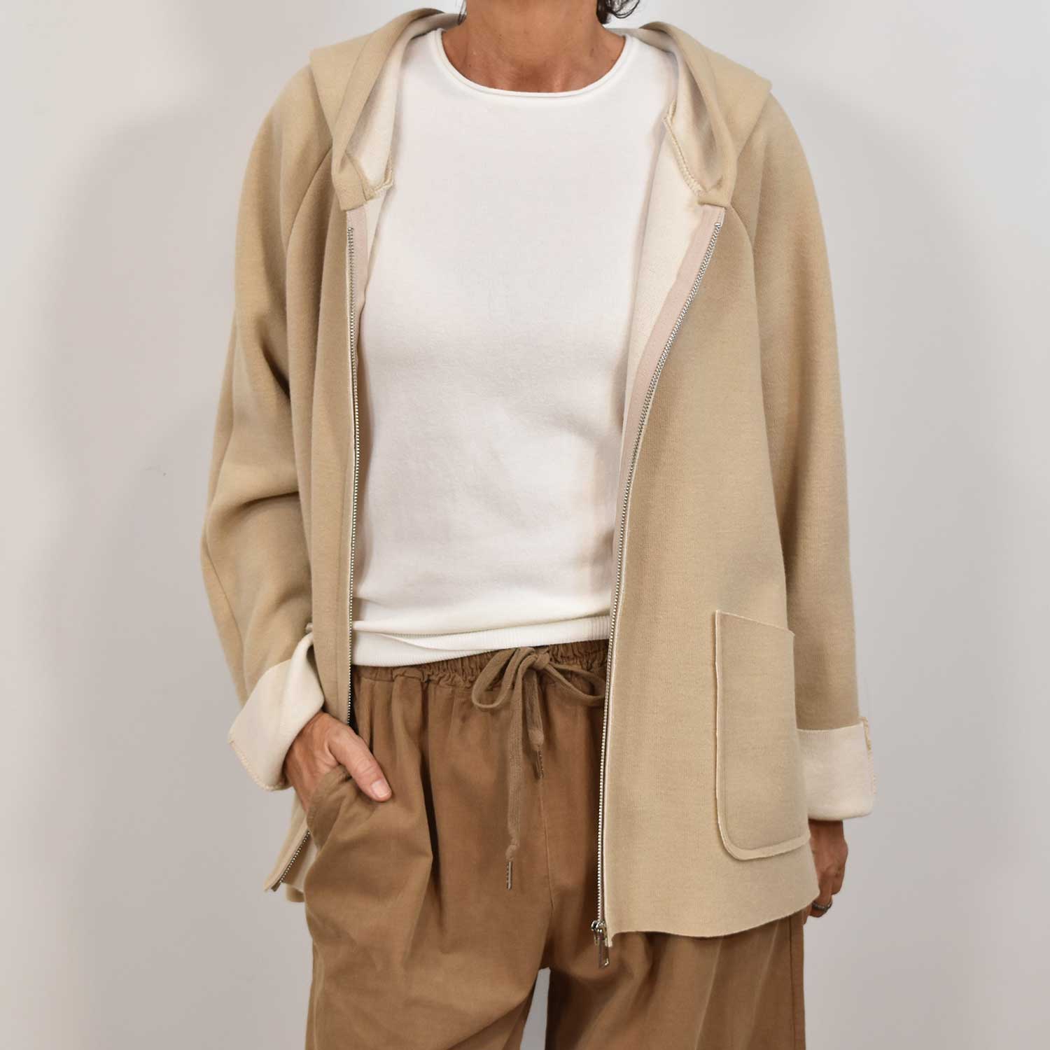 Cardigan beige zippé