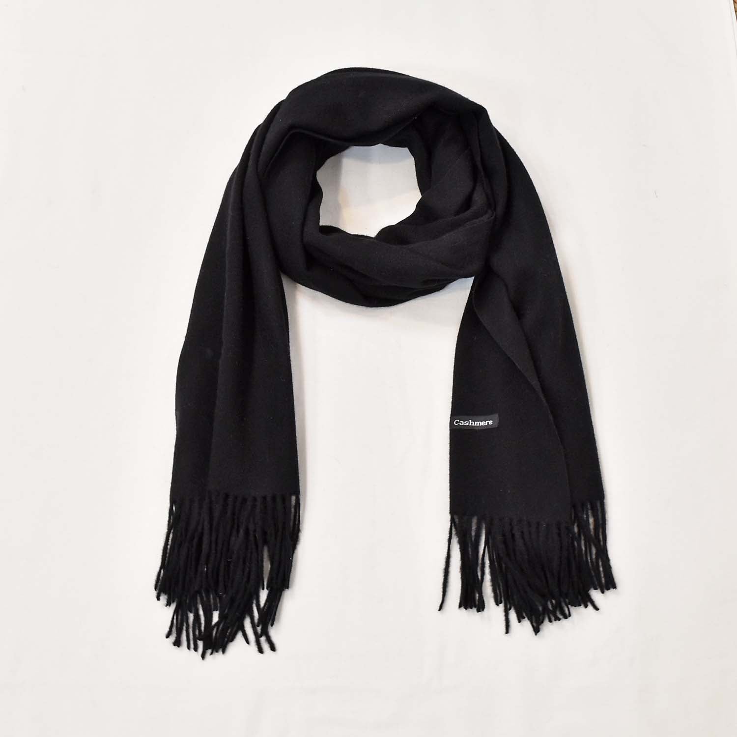 Noir cashmere foulard