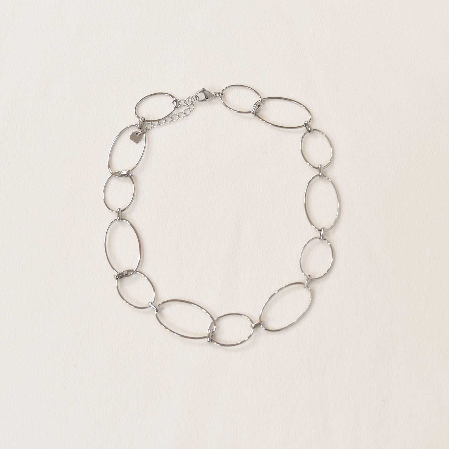 Silver oval necklace