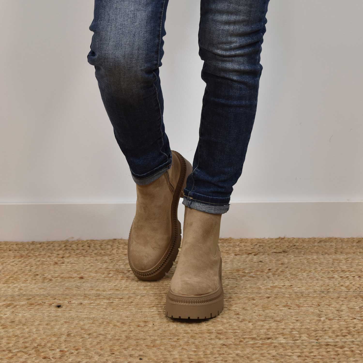 Taupe elastic boot