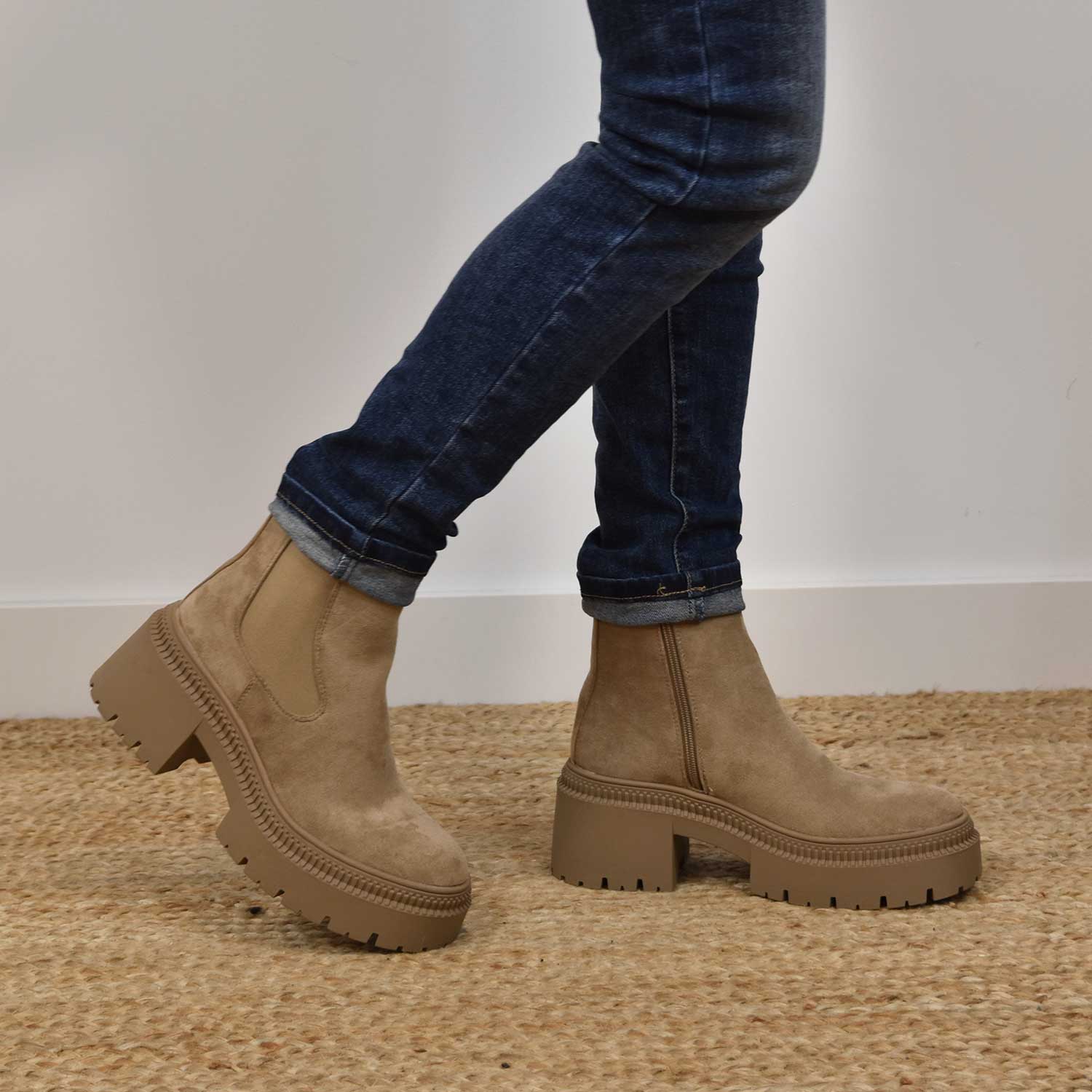 Taupe elastic boot