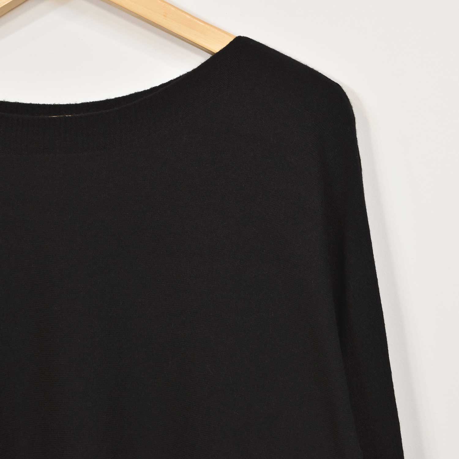 Black crew neck sweater