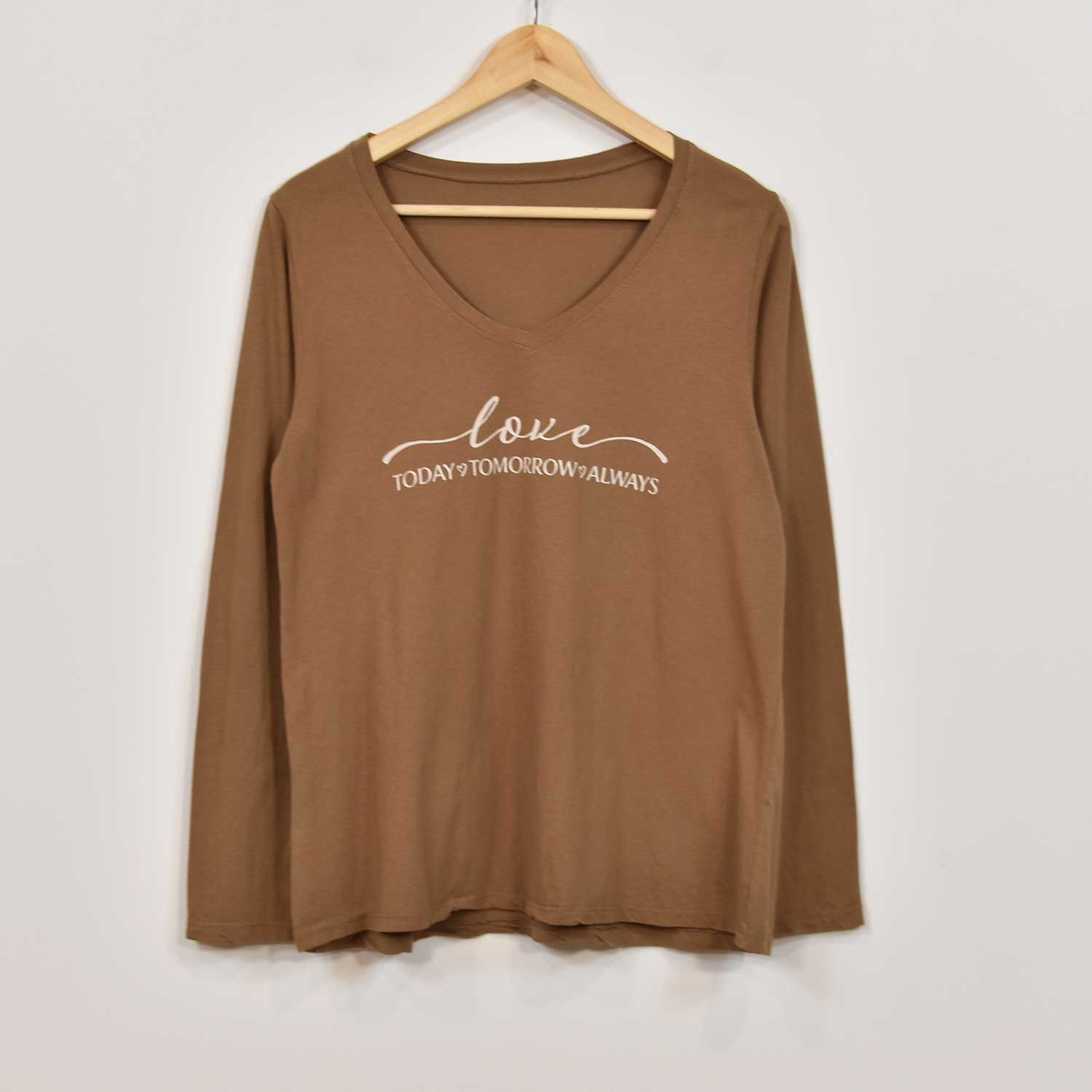 camel Love T-shirt